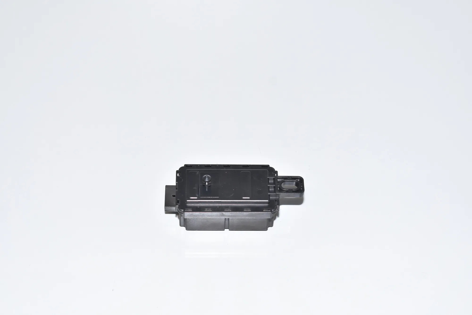 Central Locking Control Unit – OEM 9440540 · BMW F90 (2017 - -) (G30, F90) M5 2019 – 2