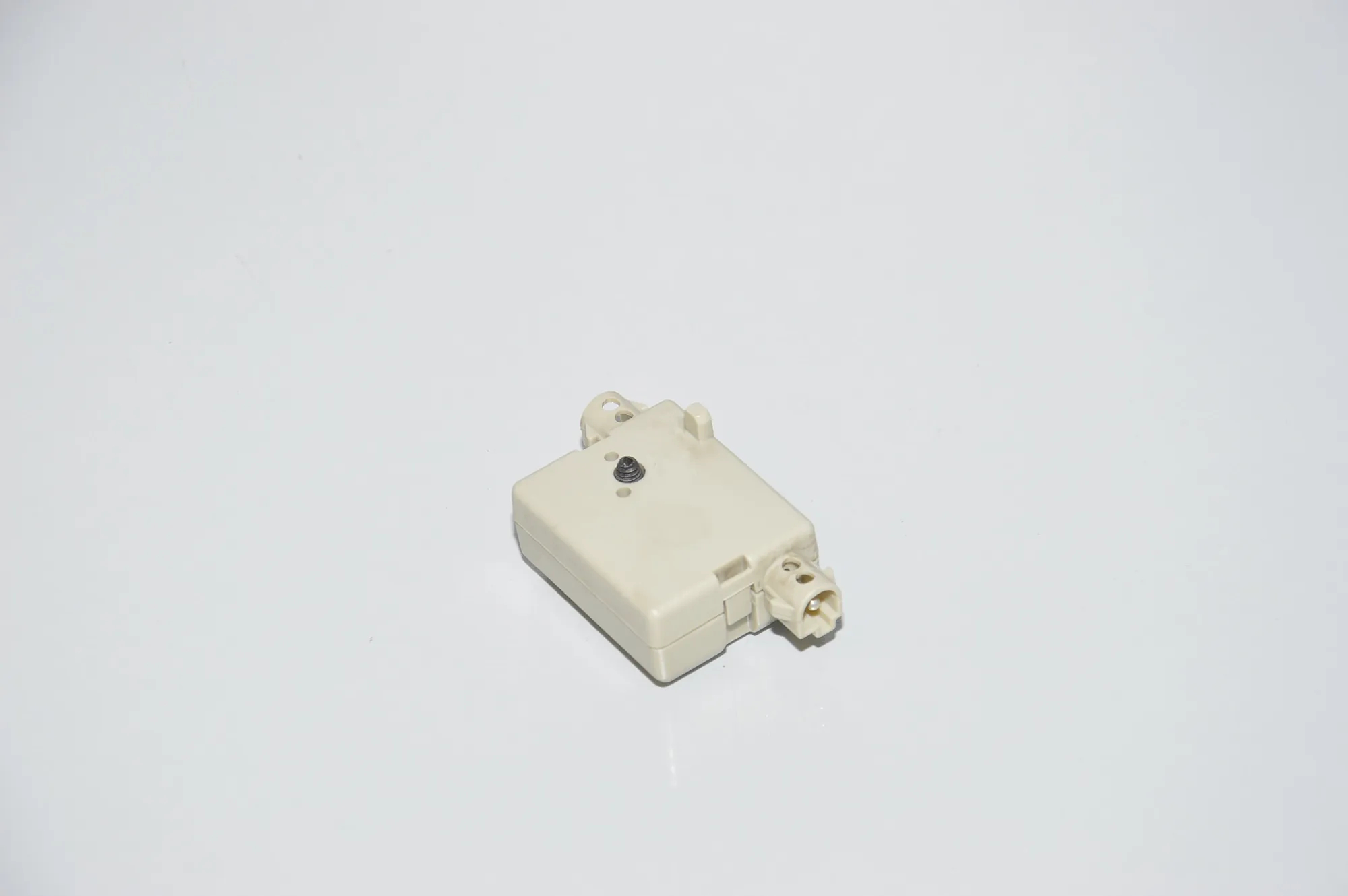 Antenna – OEM 9118262 · BMW 5 (F10) M5 2012 – 4