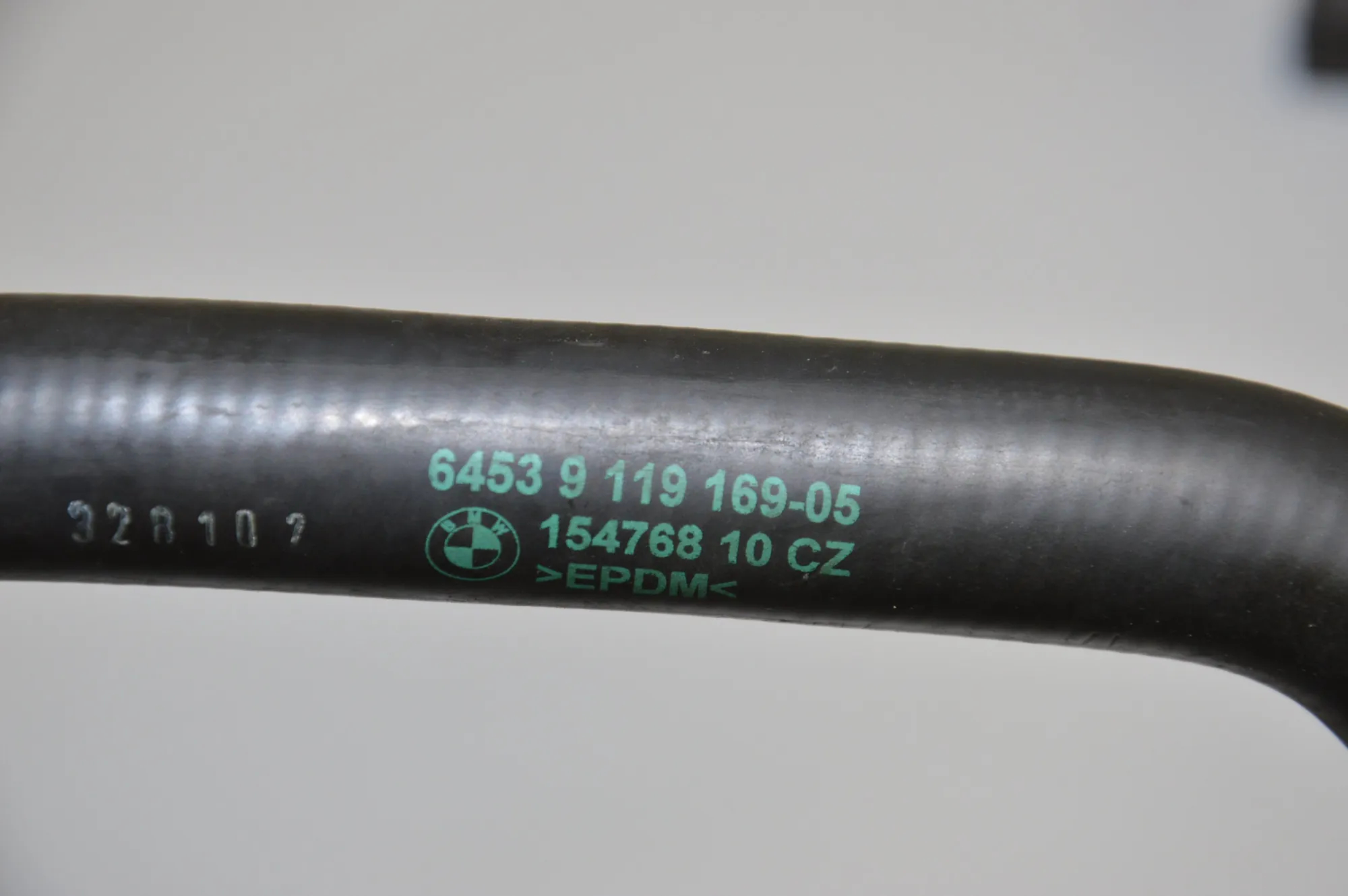 Coolant Hose Pipe – OEM 9119169 · BMW 5 (F10) M5 2012 – 4