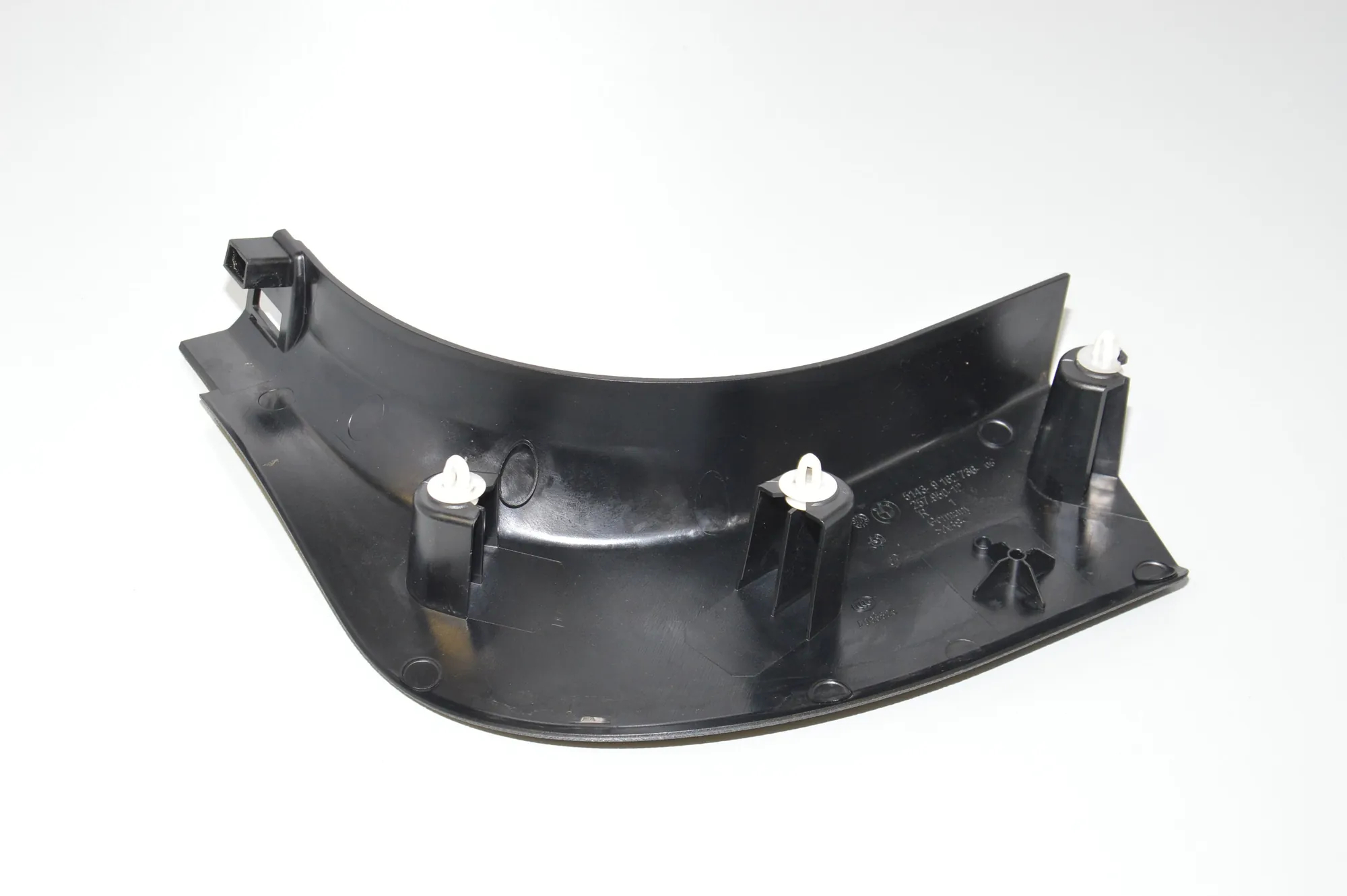 Front Right Interior Step Trim – OEM 9162736 · BMW 5 (F10) M5 2012 – 4