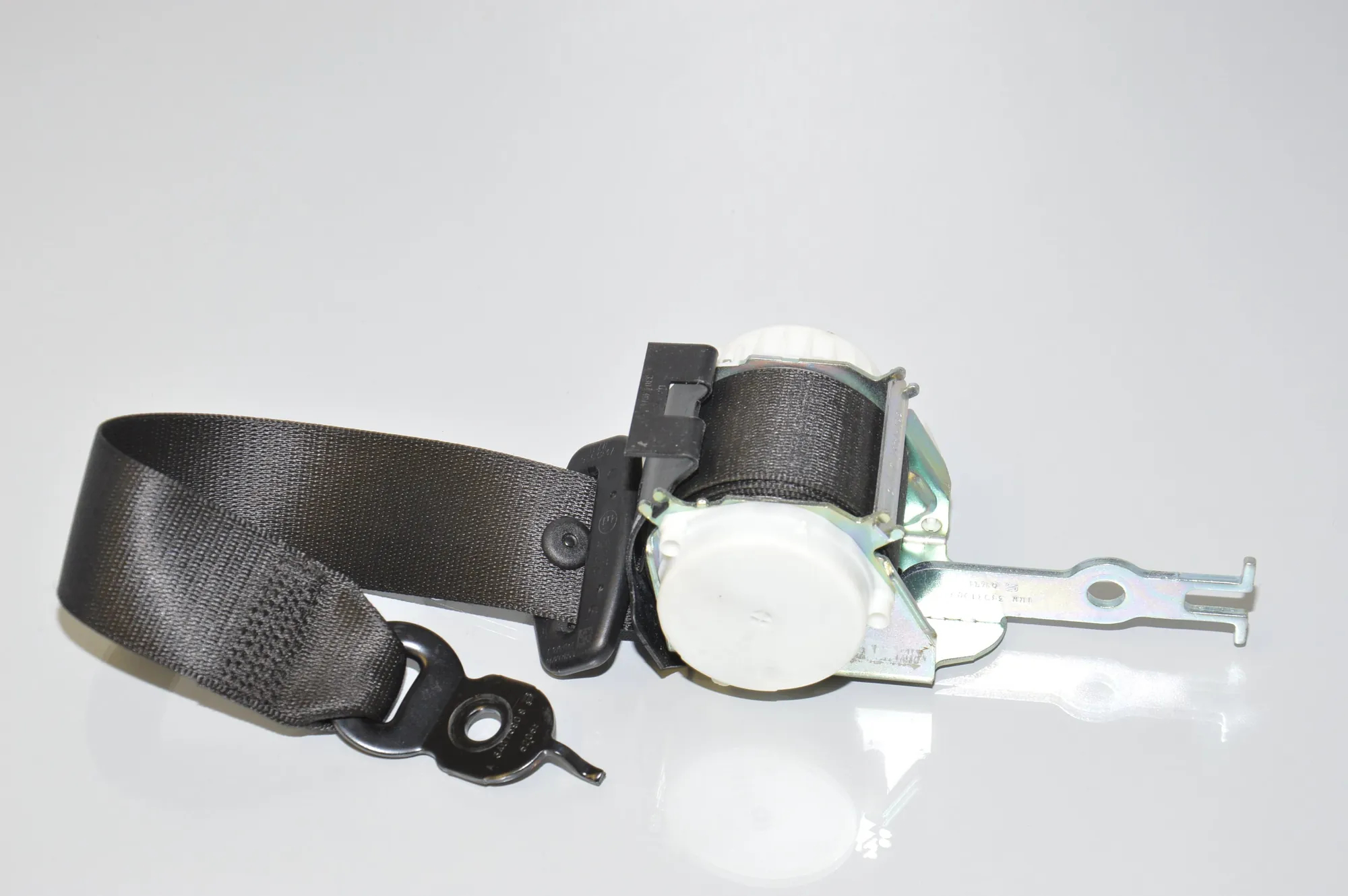 Rear Right Seatbelt – OEM 9163237 · BMW 5 (F10) M5 2012 – 3