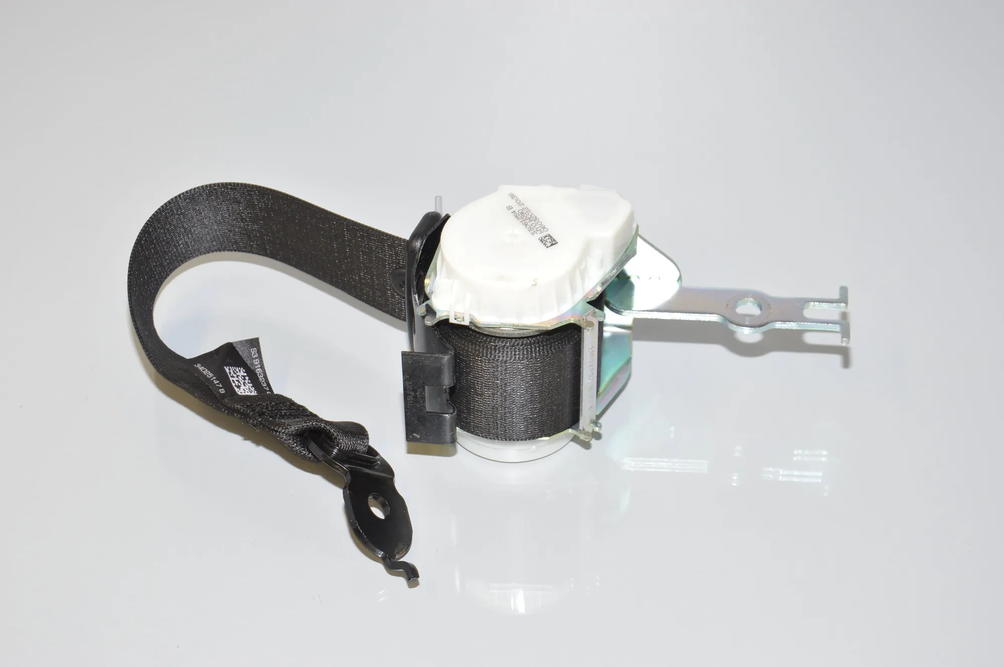 Rear Right Seatbelt – OEM 9163237 · BMW 5 (F10) M5 2012 – 2
