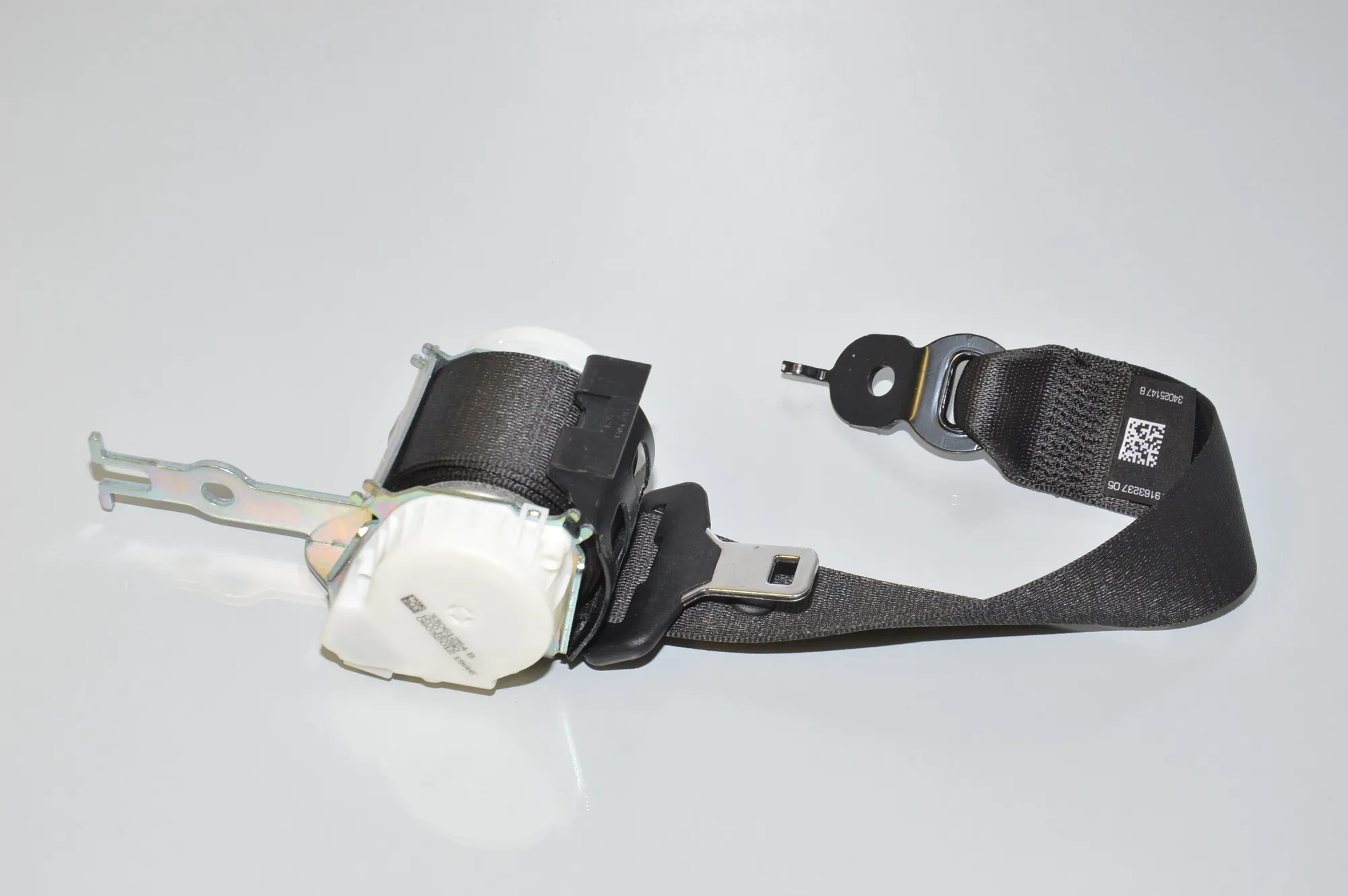 Rear Left Seatbelt – OEM 9163237 · BMW 5 (F10) M5 2012 – 2