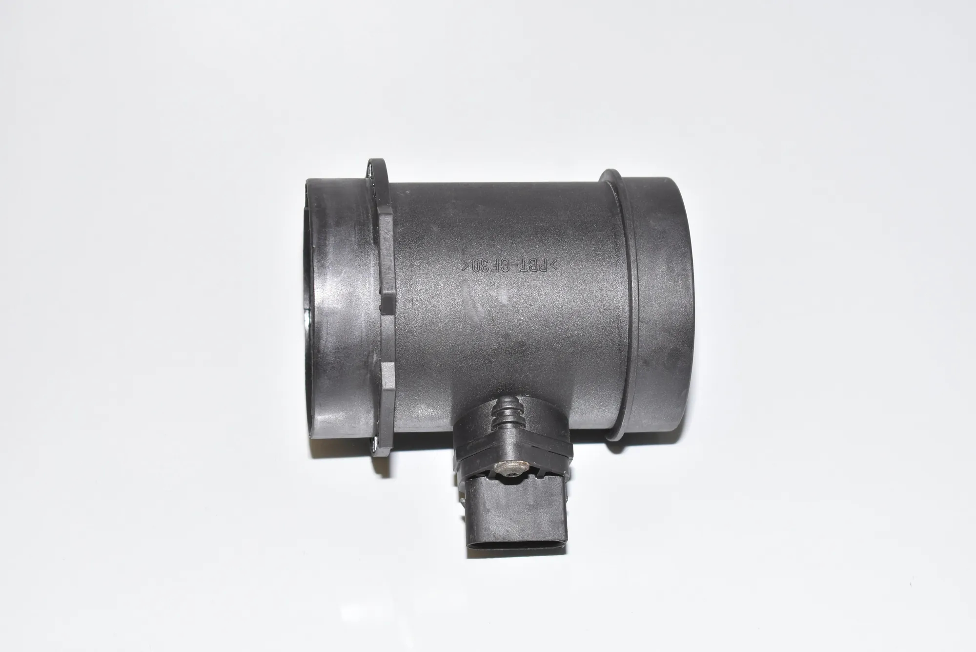 Mass Air Flow Sensor MAF – OEM 0280217814 · BMW 7 (E38) BMW 7 (E38) 740 i, iL 1998 – 2