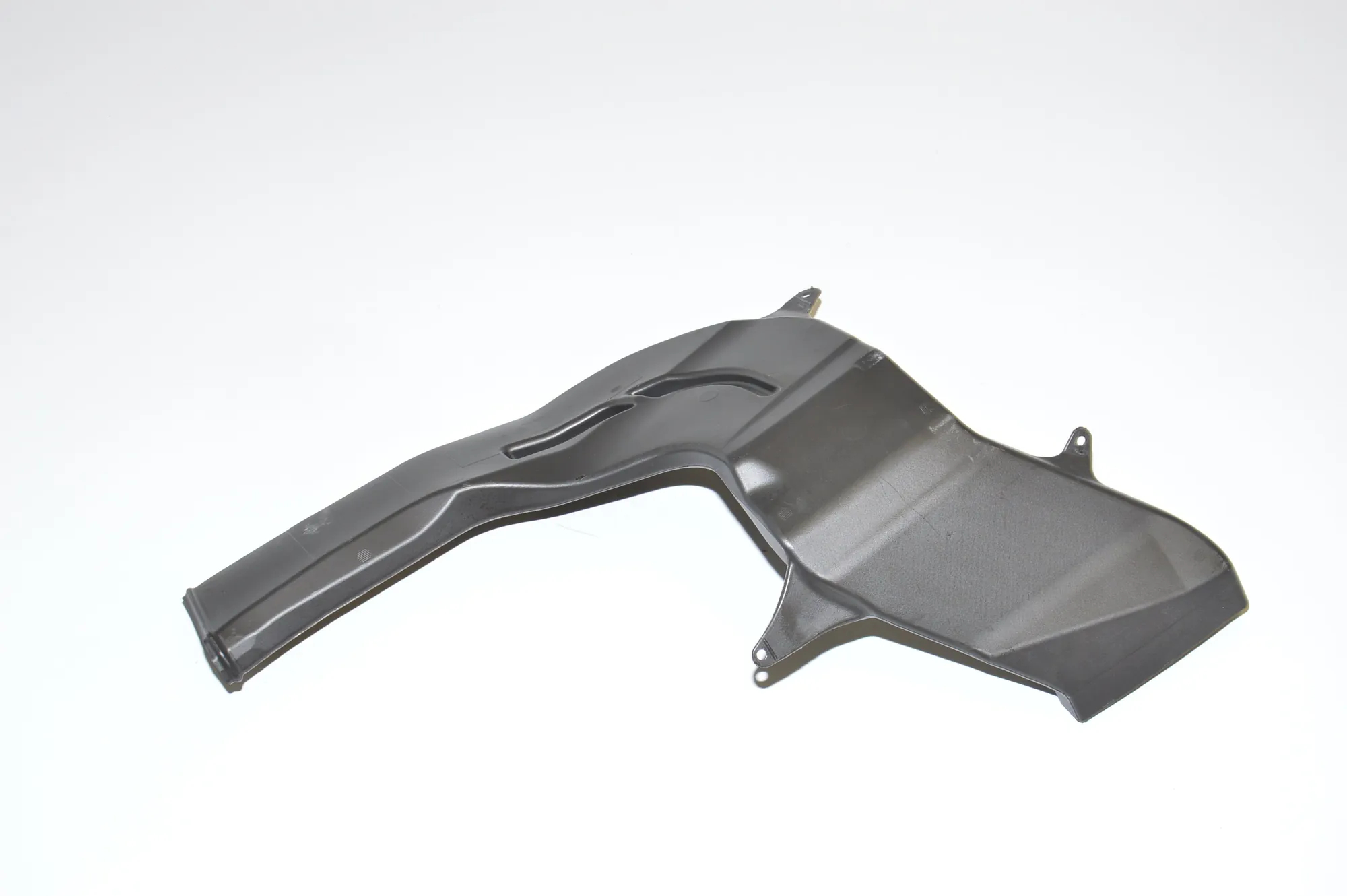 Other Body Parts – OEM 9113014 · BMW 5 (F10) M5 2012 – 4