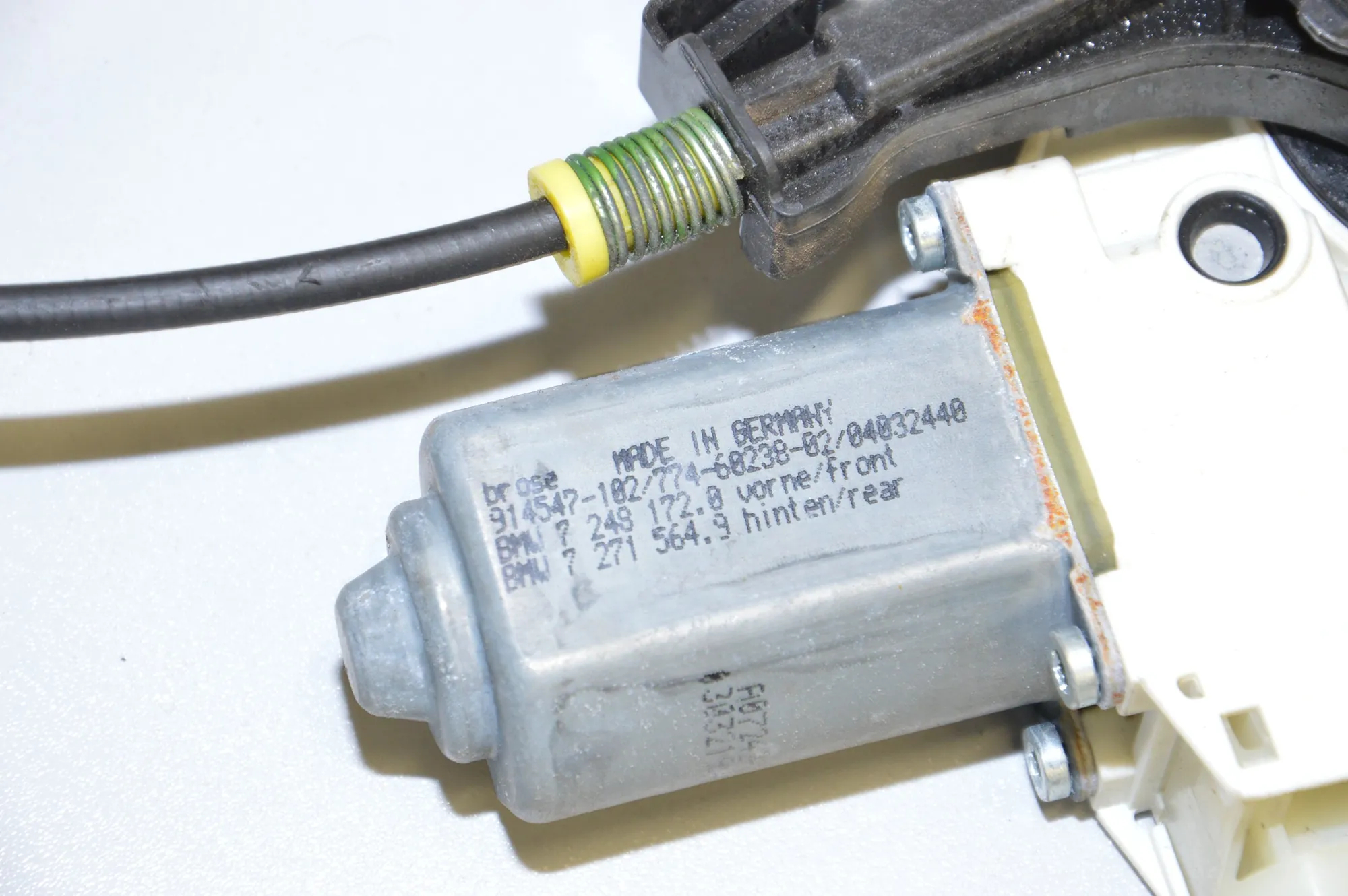 Front Right Door Window Regulator – OEM 7182132 · BMW 5 (F10) M5 2012 – 4