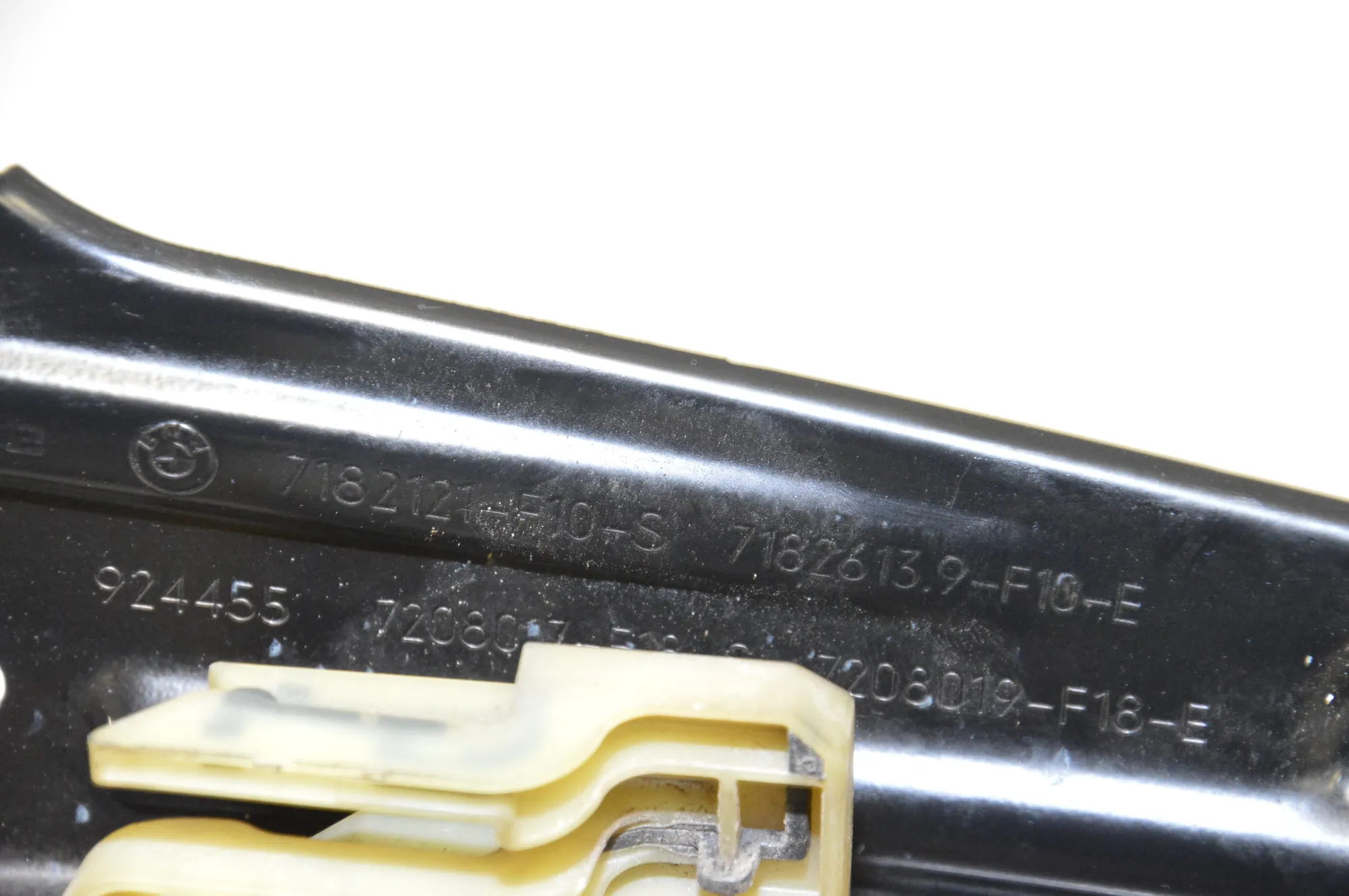 Rear Left Window Regulator – OEM 7182613 · BMW 5 (F10) M5 2012 – 5