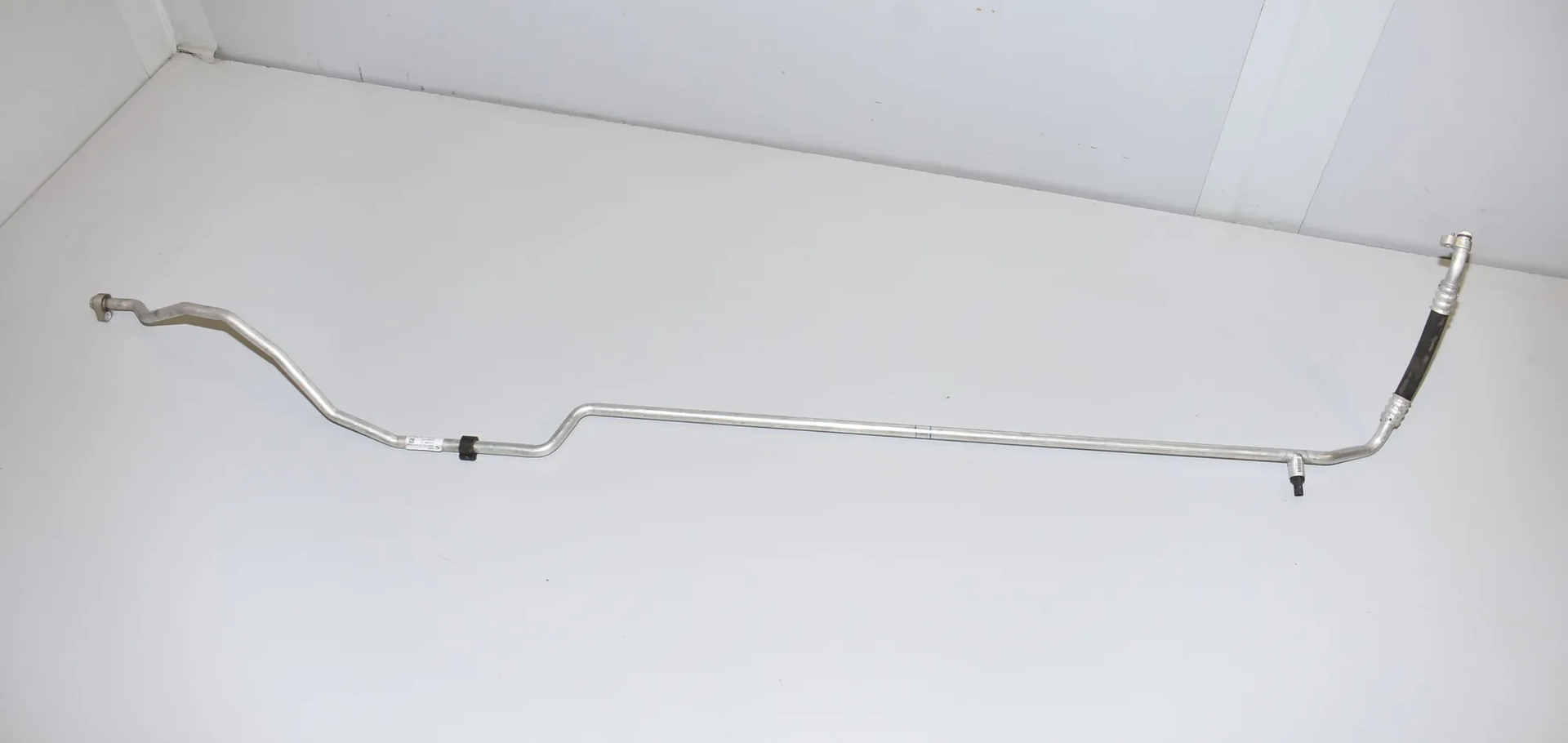 A/C Air Con Hose Pipe – OEM 9291152 · BMW i3 (I01) Electric 2019