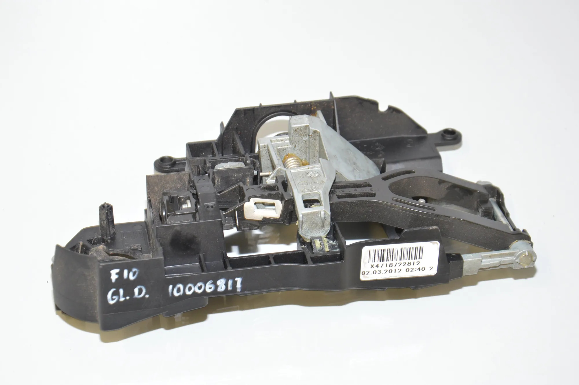 Rear Right Door Interior Handle Frame – OEM 7187228 · BMW 5 (F10) M5 2012
