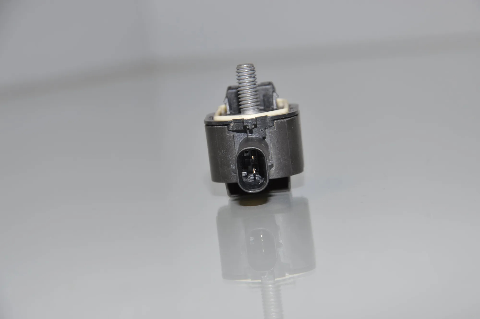 Left Side Impact Sensor – OEM 9224178 · BMW 5 (F10) M5 2012 – 4