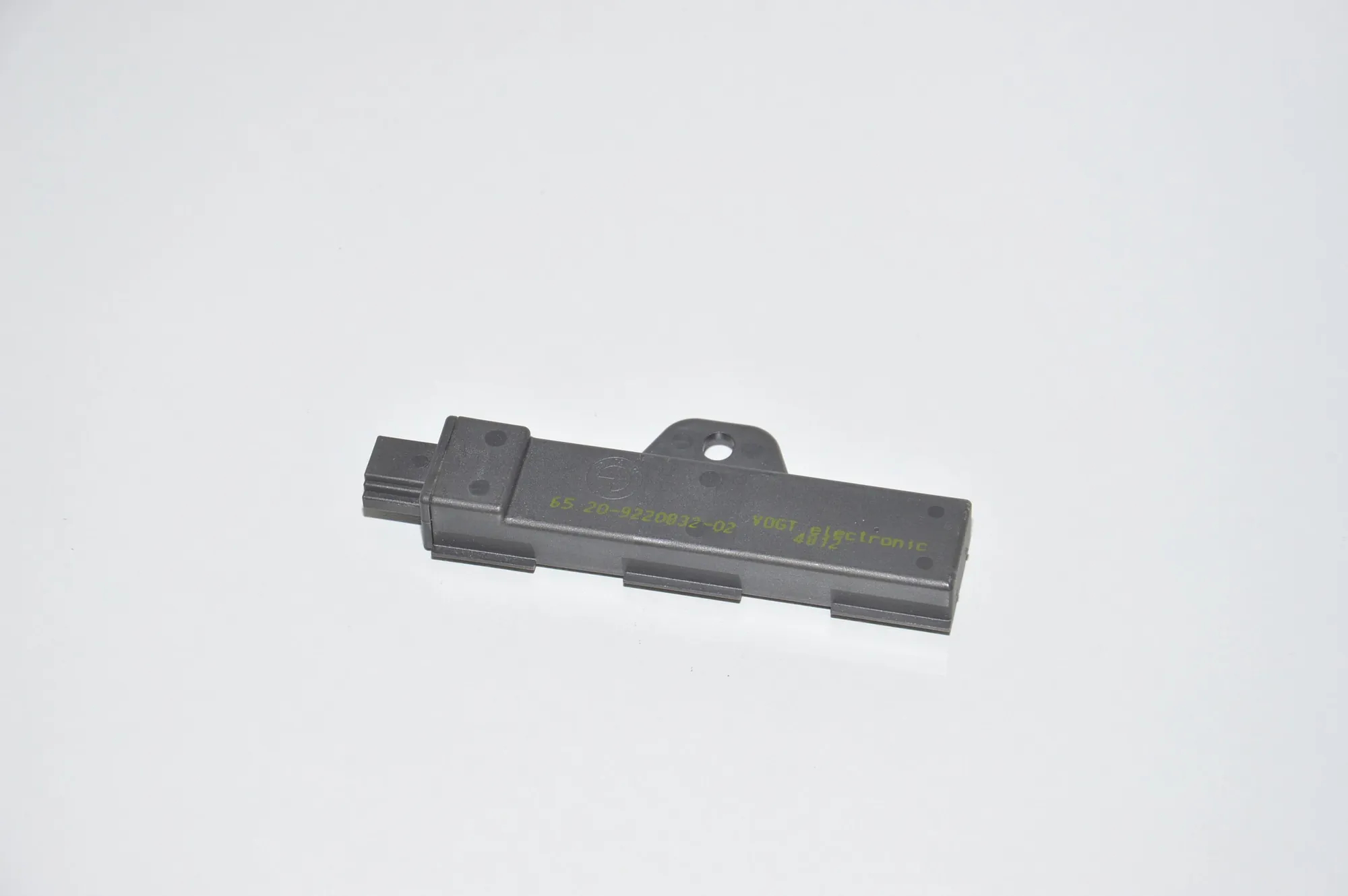 Antenna – OEM 9220832 · BMW 5 (F10) M5 2012