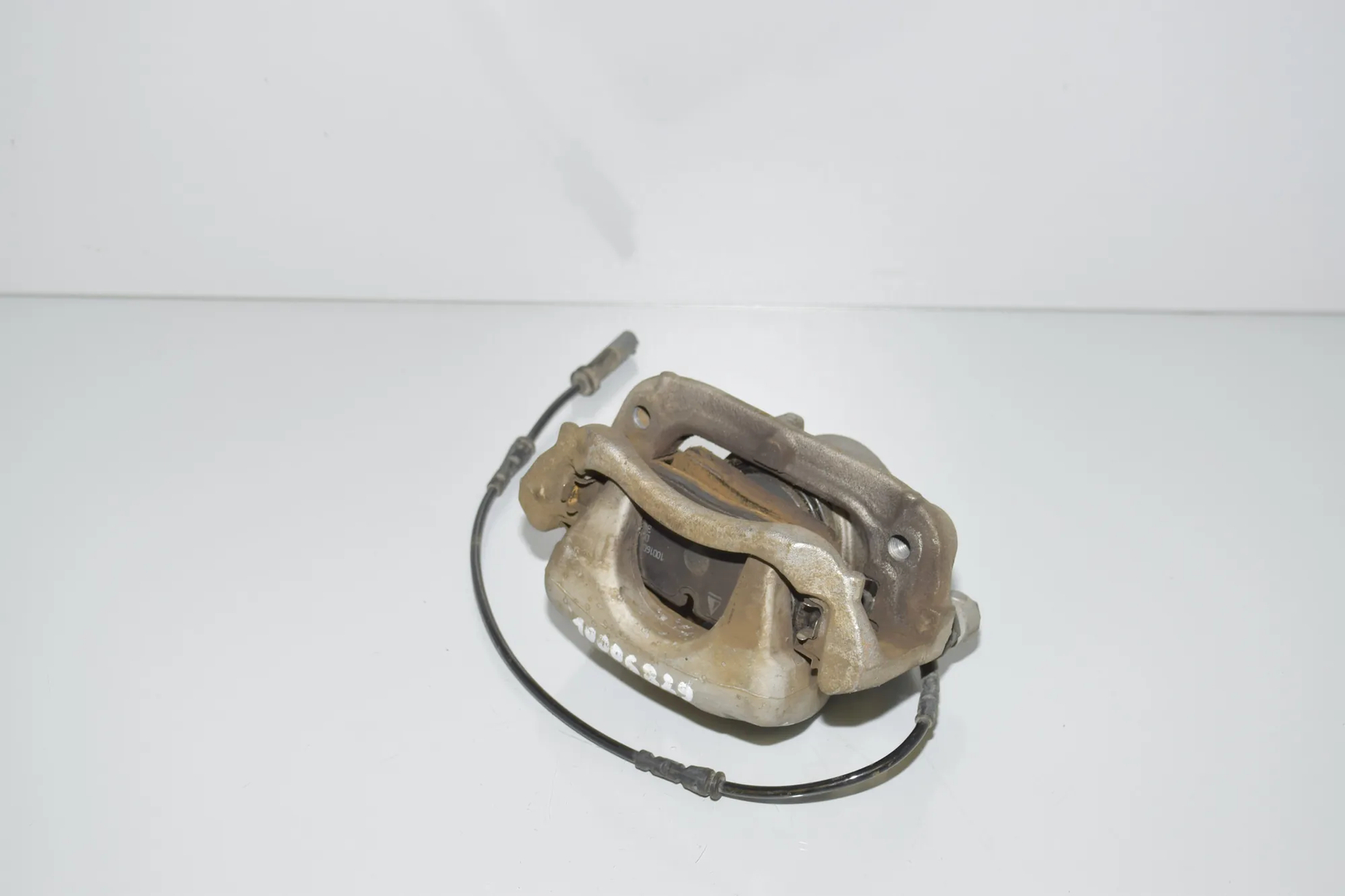 Front Left Brake Caliper · BMW i3 (I01) Electric 2019 – 4