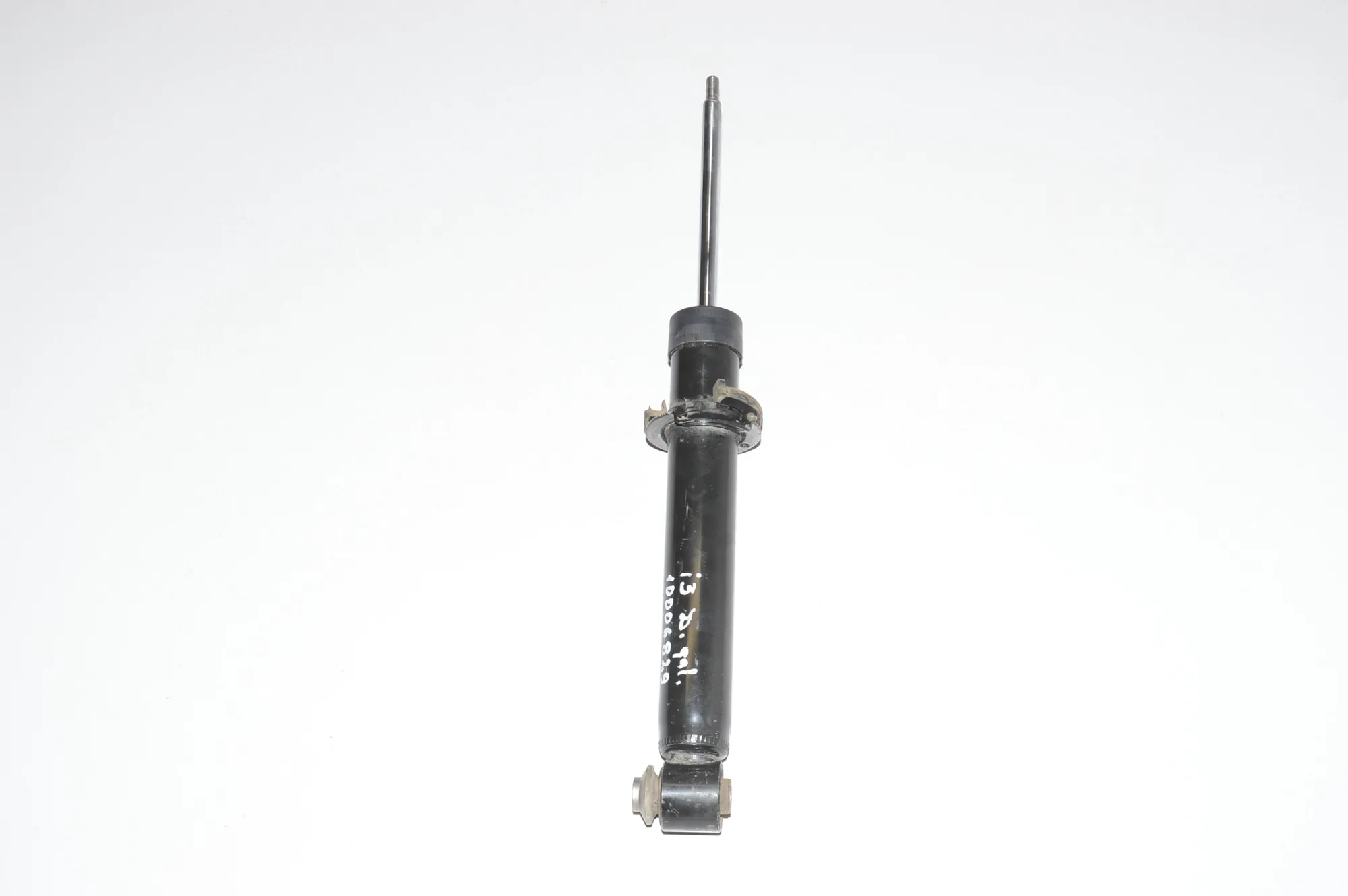 Rear Right Shock Absorber – OEM 6880101 · BMW i3 (I01) Electric 2019 – 4