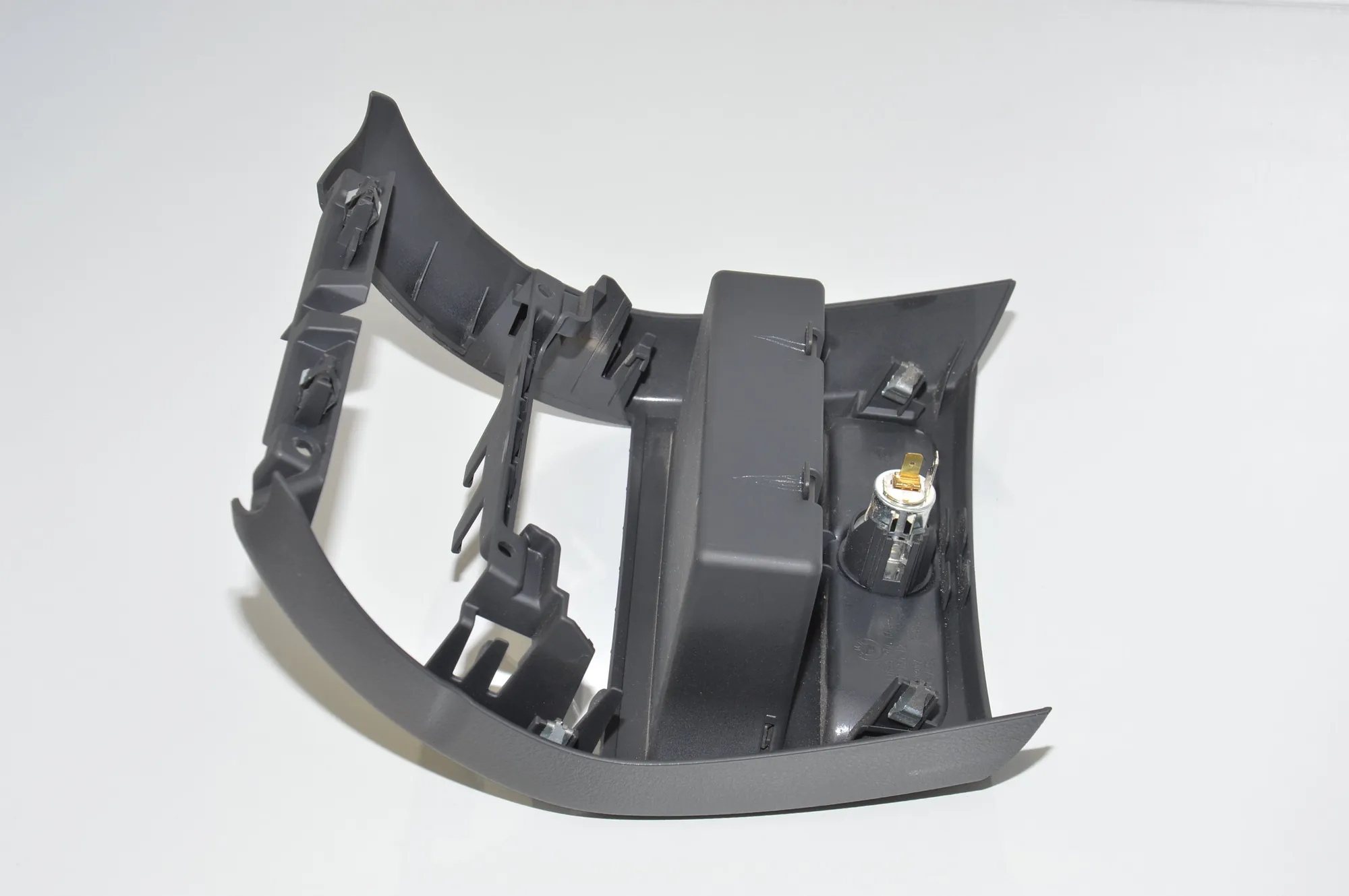 Center Console Trim – OEM 9206664 · BMW 5 (F10) M5 2012 – 6