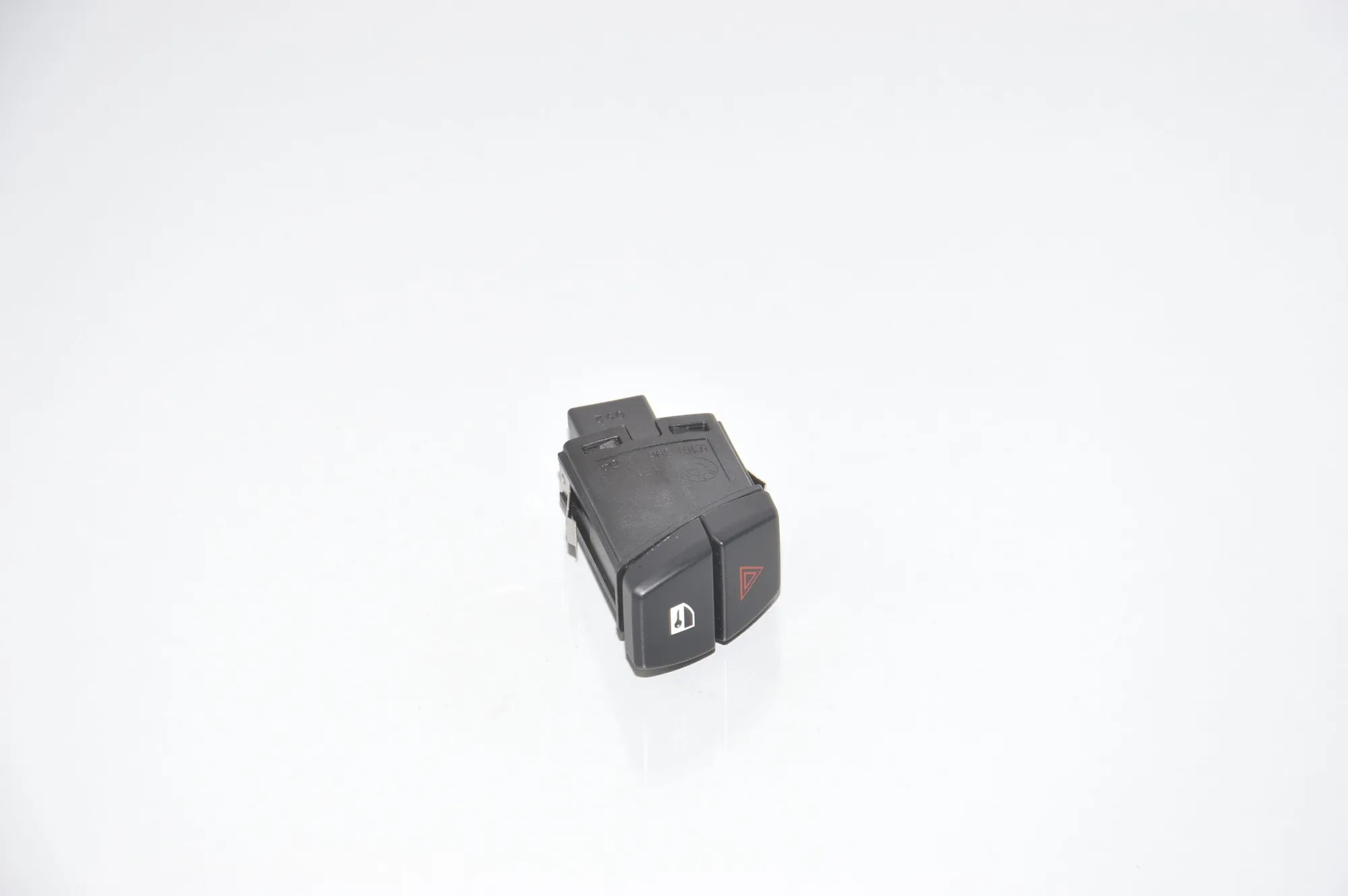 Hazard Button – OEM 9161896 · BMW 5 (F10) M5 2012 – 2
