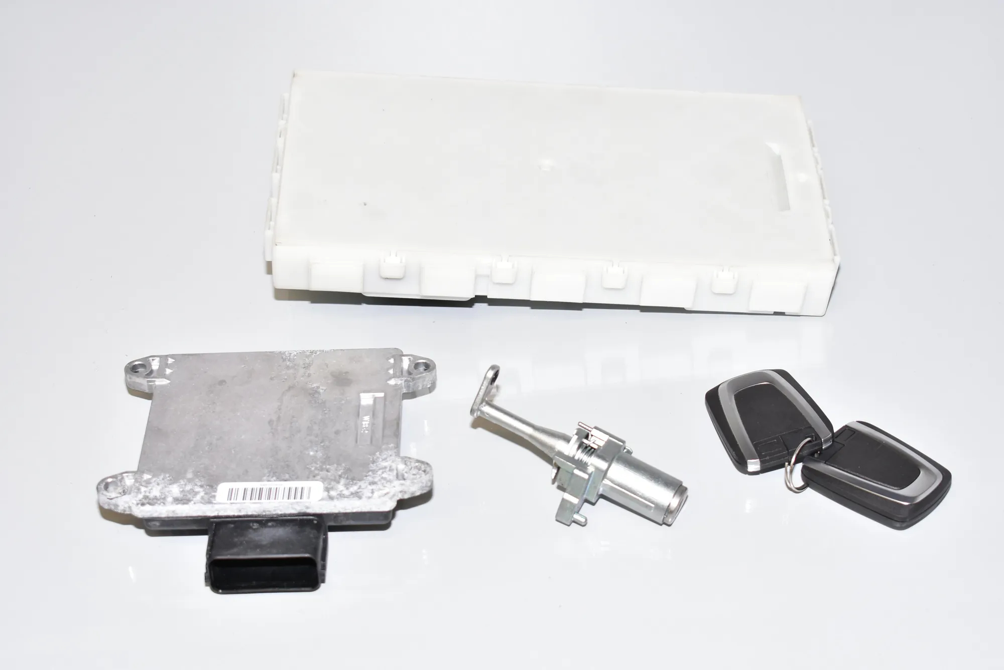 Engine Ignition ECU Set – OEM 8736965 · BMW i3 (I01) Electric 2019 – 2