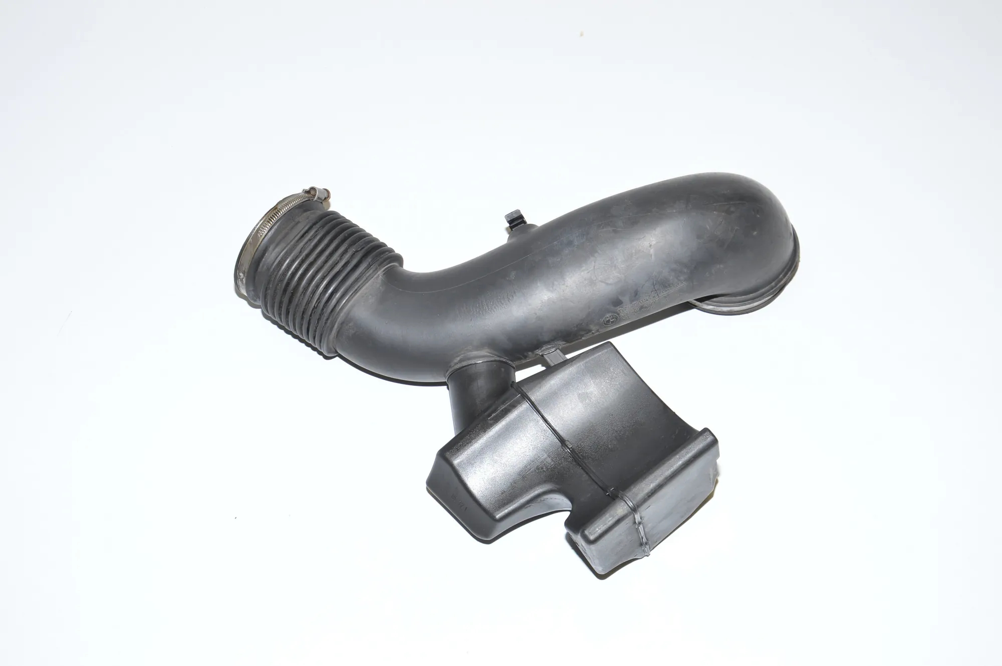 Intake Resonator – OEM 7503145 · BMW X5 (E53) BMW X5 (E53) 3.0 i 2000 – 3