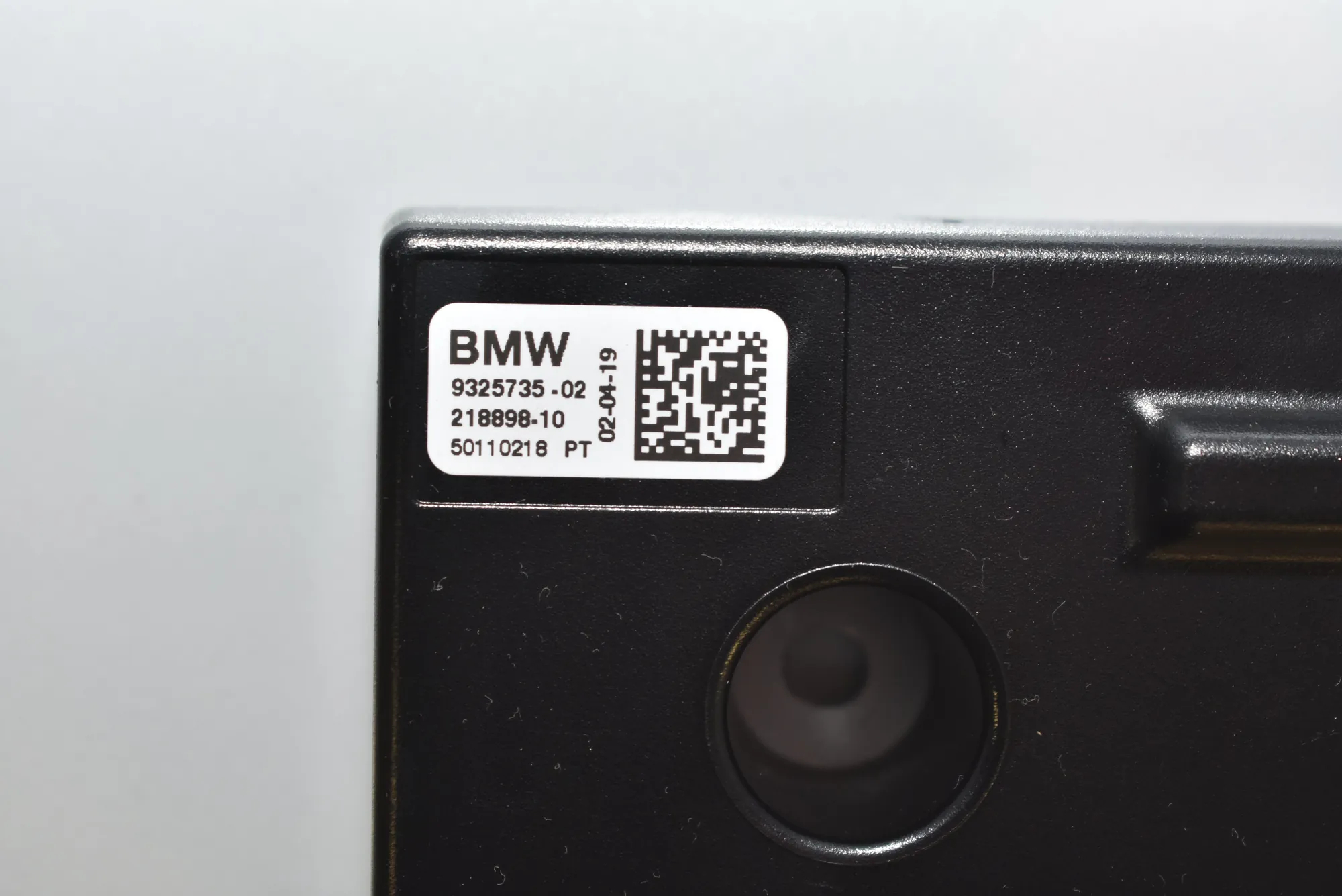 Antenna – OEM 9325735 · BMW i3 (I01) Electric 2019 – 4