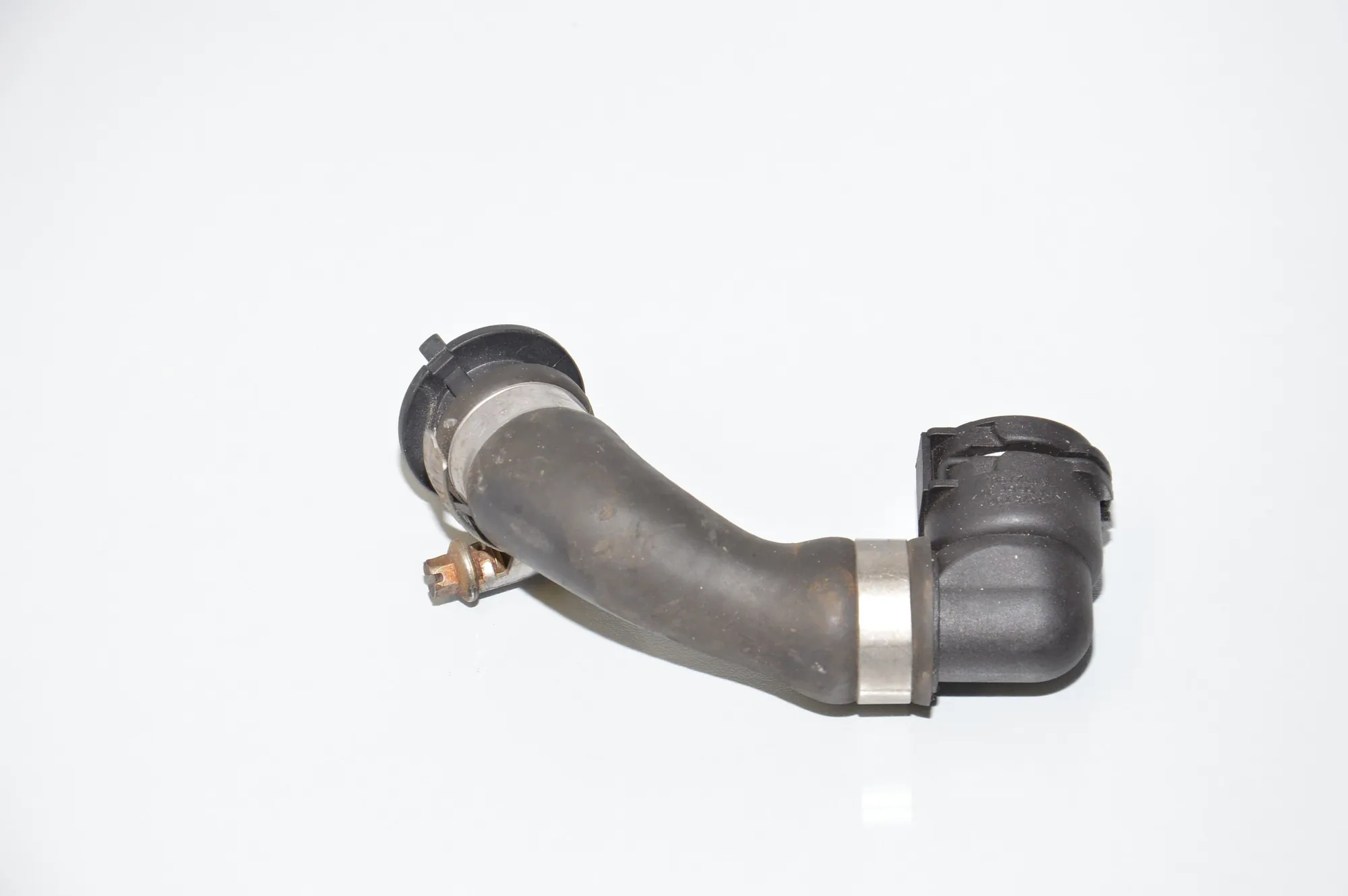 EGR Cooler Tube – OEM 7792622 · BMW 7 (E65, E66, E67) BMW 7 (E65, E66, E67) 730 d 2003