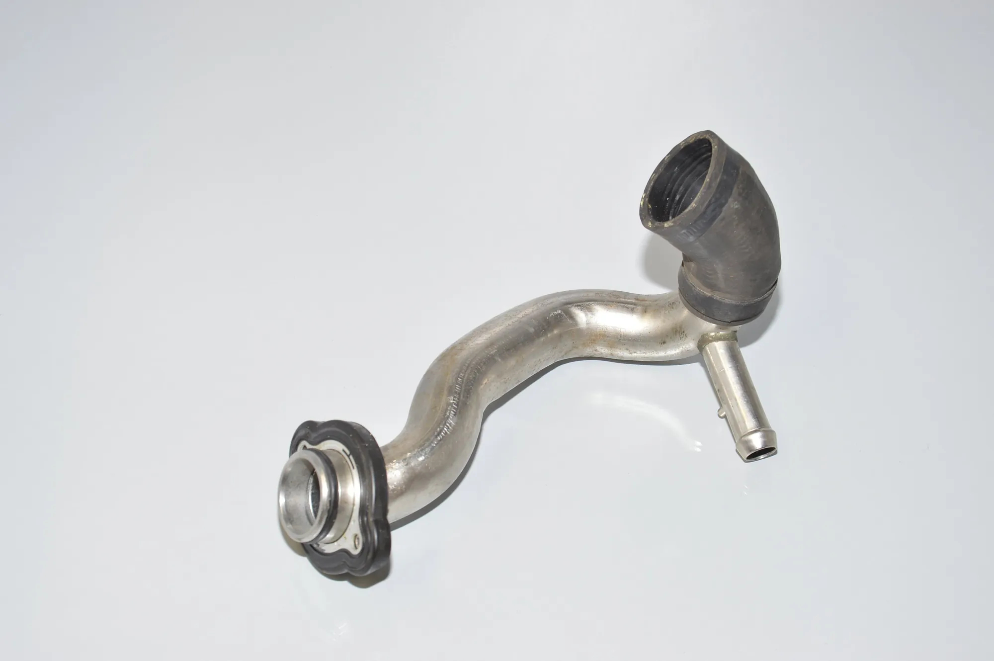 Coolant Hose Pipe – OEM 7516414 · BMW 7 (E65, E66, E67) BMW 7 (E65, E66, E67) 730 i, Li 2005 – 3