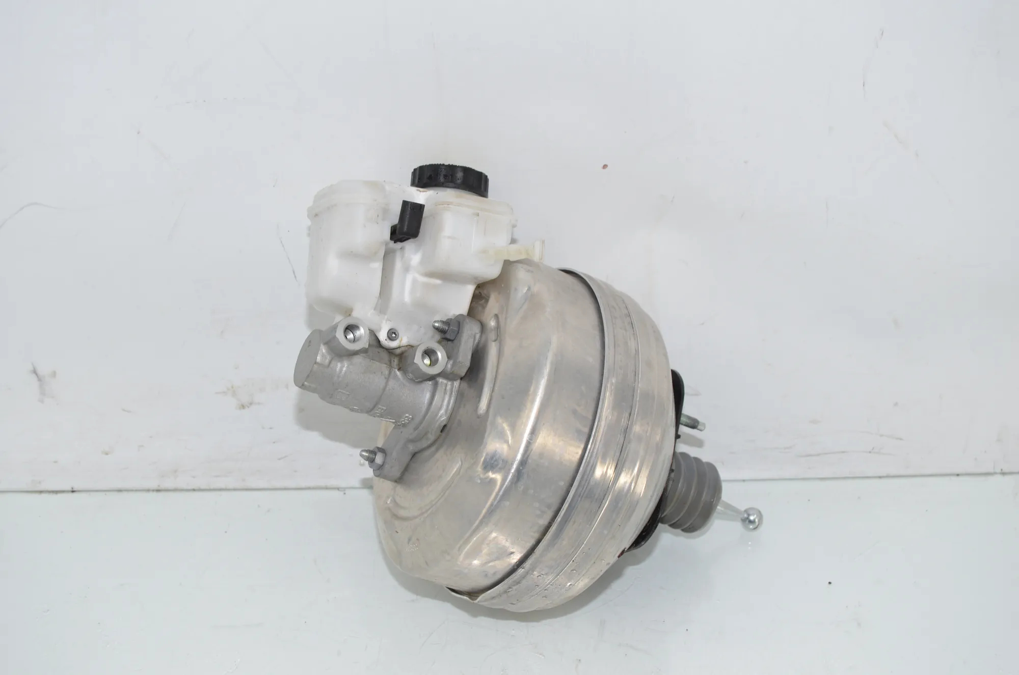 Brake Servo Booster – OEM 6892202 · BMW 3 Touring (G21) (2019 - -) 320 i 2023