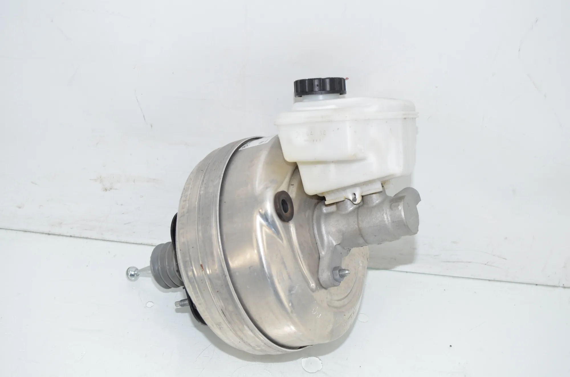 Brake Servo Booster – OEM 6892202 · BMW 3 Touring (G21) (2019 - -) 320 i 2023 – 2