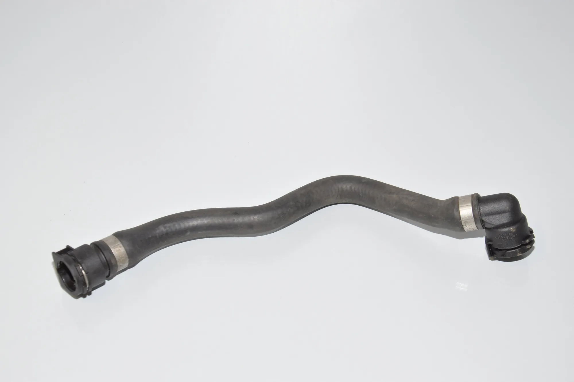 Coolant Hose Pipe – OEM 7526955 · BMW 7 (E65, E66, E67) BMW 7 (E65, E66, E67) 735 i 2005 – 4