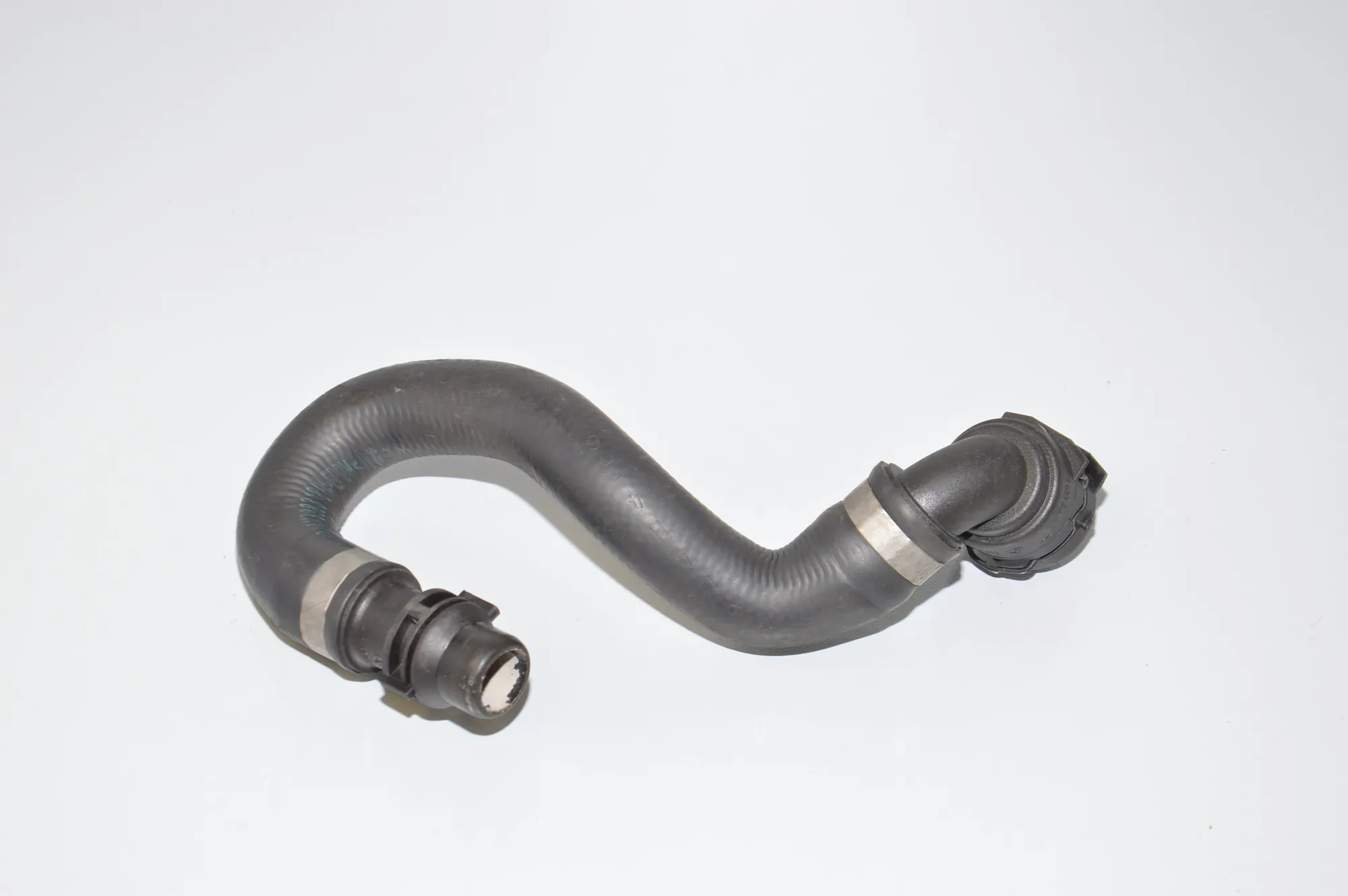 Coolant Hose Pipe – OEM 6921428 · BMW 5 (E60) BMW 5 (E60) 540 i 2005 – 4