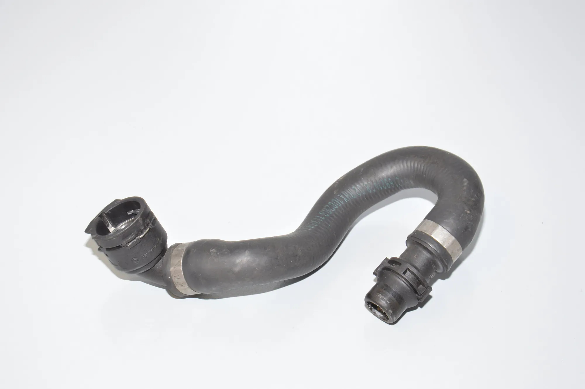 Coolant Hose Pipe – OEM 6921428 · BMW 5 (E60) BMW 5 (E60) 540 i 2005 – 3