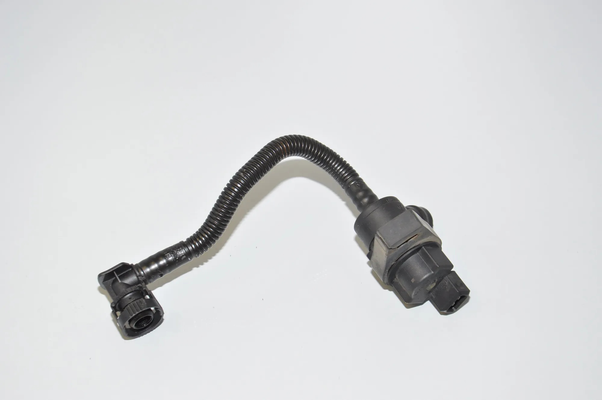 Other Engine Compartment Parts – OEM 7512581 · BMW 3 (E90) BMW 3 (E90) 320 i 2006 – 3