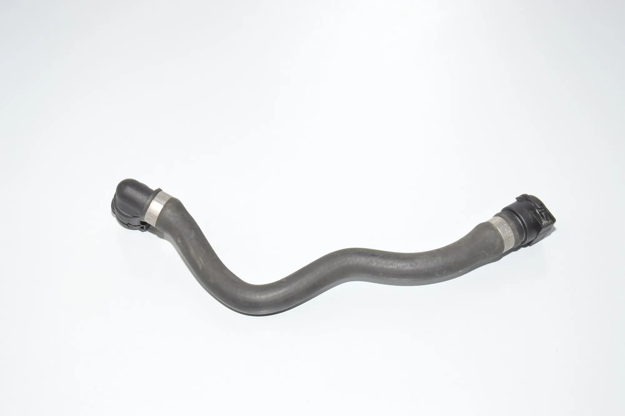 Coolant Hose Pipe – OEM 7526955 · BMW 7 (E65, E66, E67) BMW 7 (E65, E66, E67) 735 i 2005