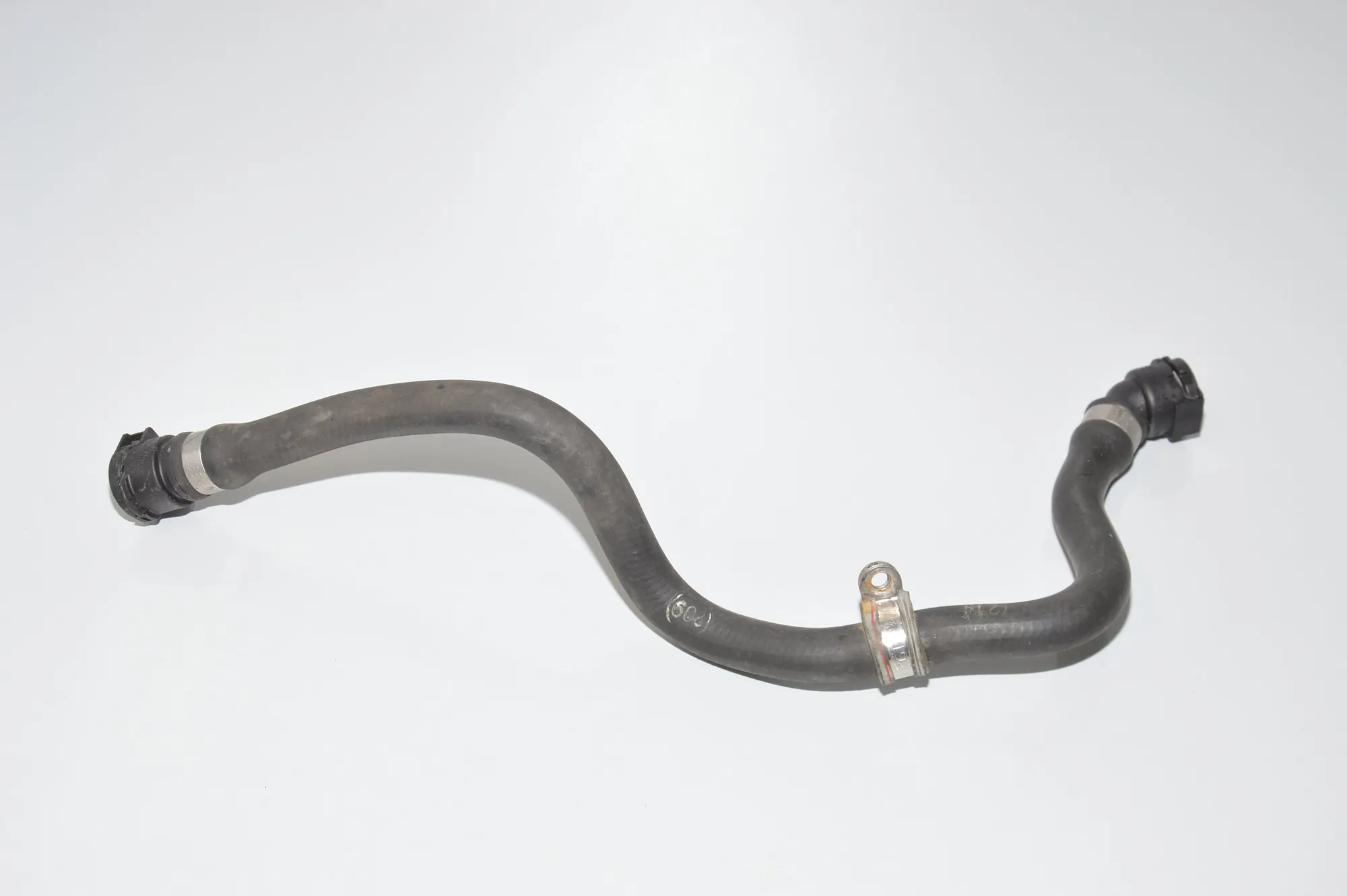 Coolant Hose Pipe – OEM 7508015 · BMW 7 (E65, E66, E67) BMW 7 (E65, E66, E67) 735 i 2005