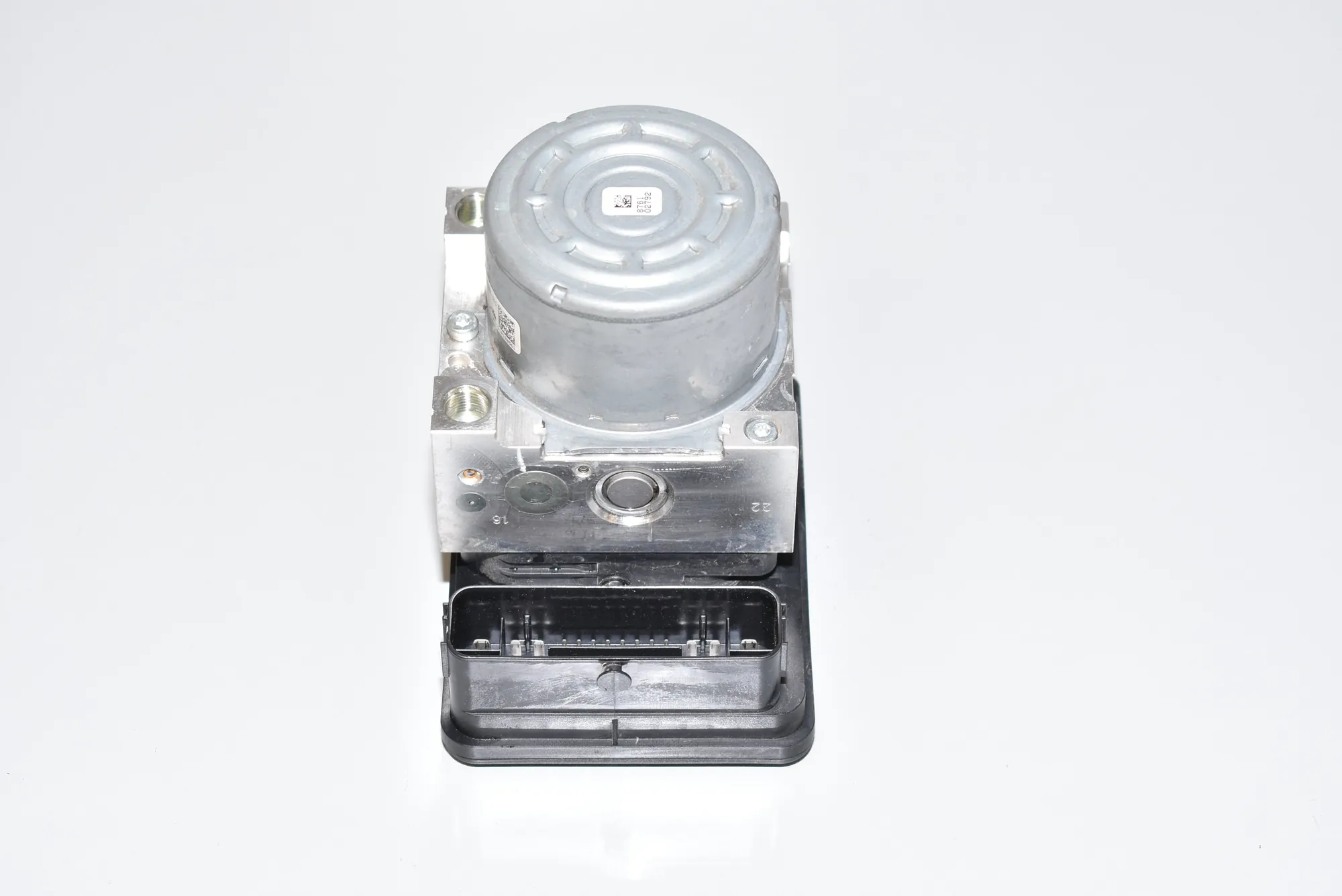 ABS Pump – OEM 6895508 · BMW i3 (I01) Electric 2019 – 2