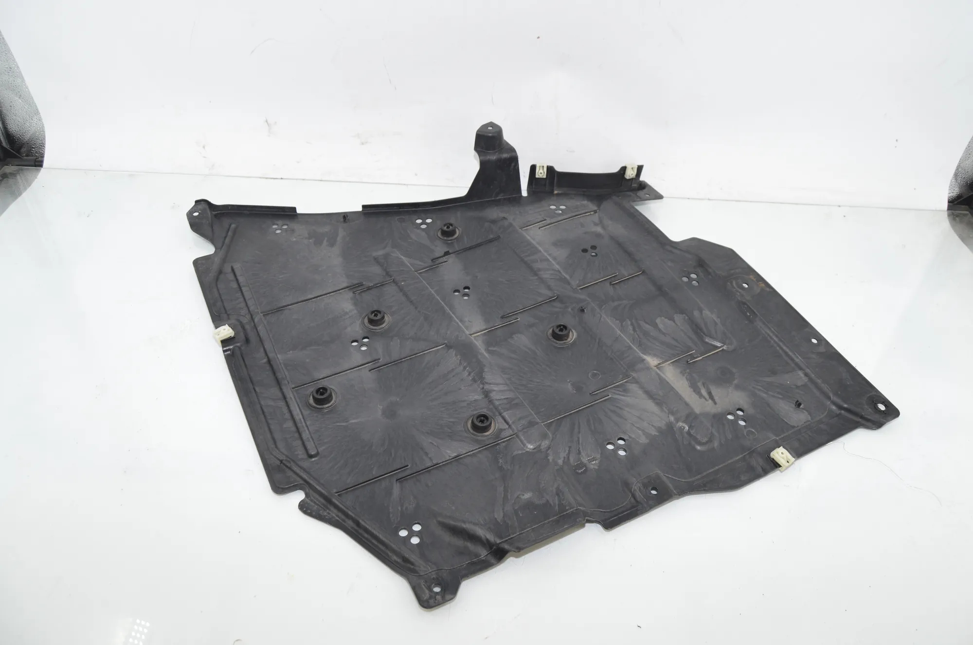 Other Underbody Cover – OEM 7435569 · BMW 3 Touring (G21) (2019 - -) 320 i 2023 – 2