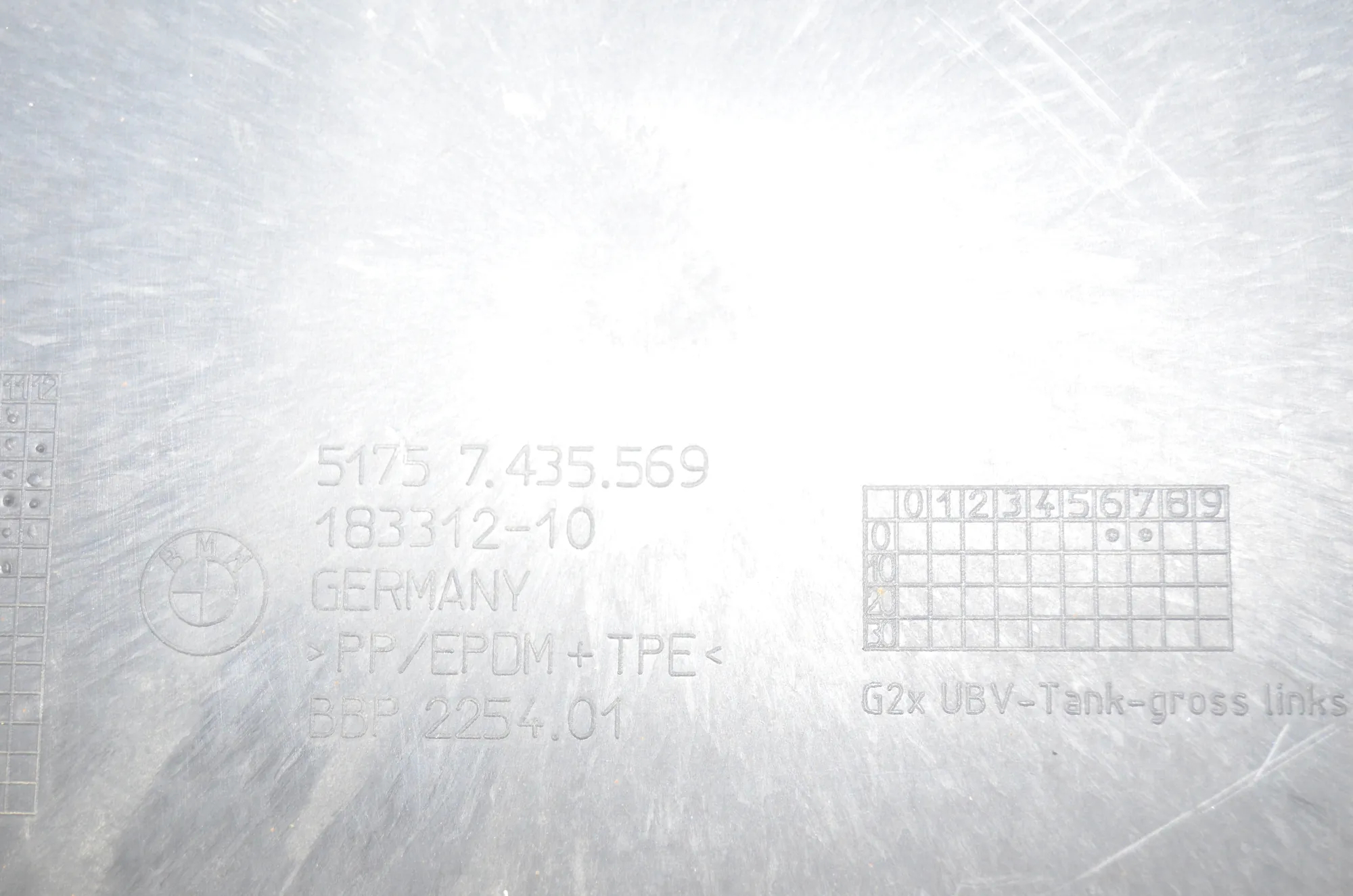 Other Underbody Cover – OEM 7435569 · BMW 3 Touring (G21) (2019 - -) 320 i 2023 – 4