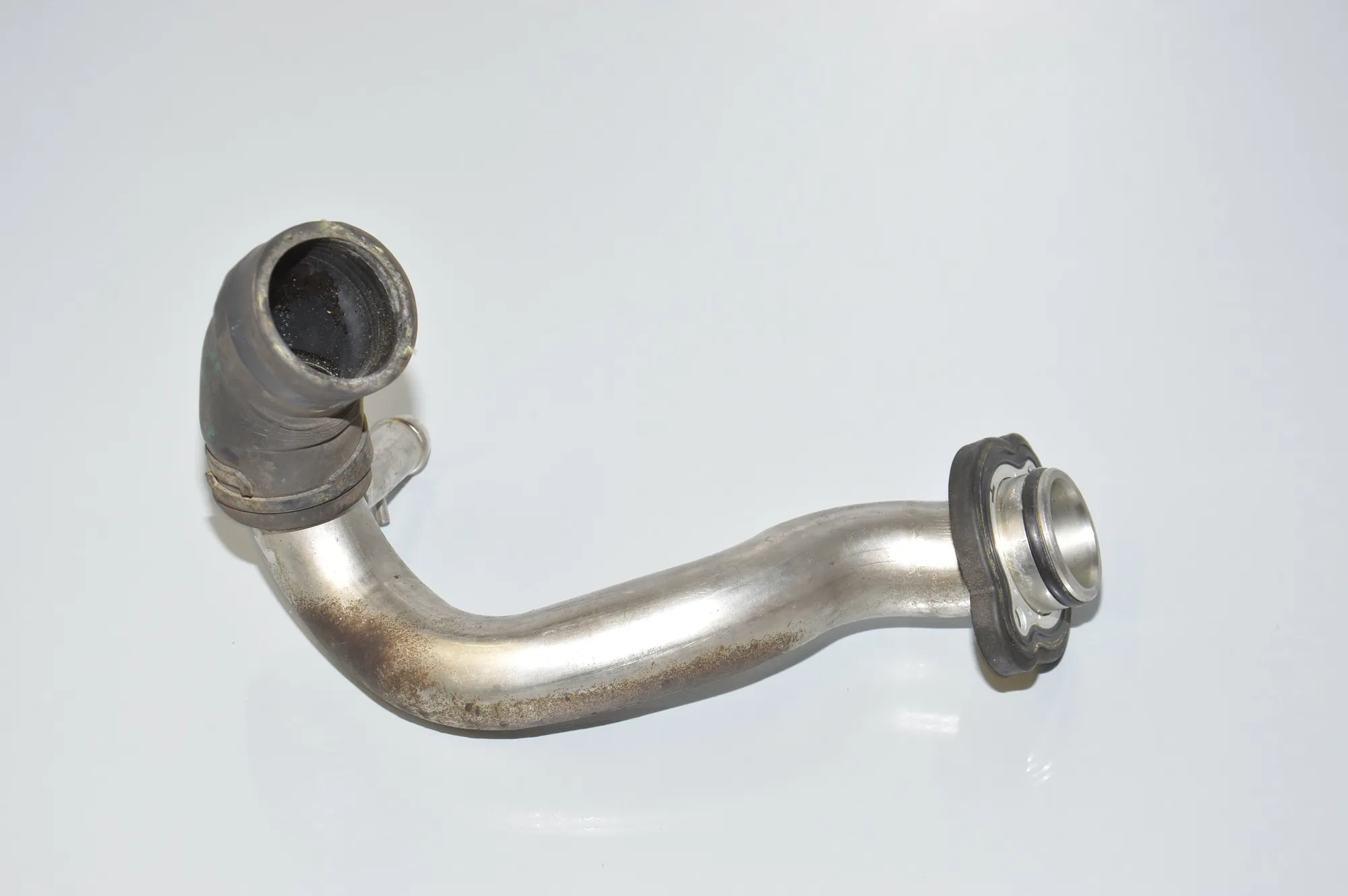 Coolant Hose Pipe – OEM 7516414 · BMW 3 (E90) BMW 3 (E90) 323 i 2006 – 3