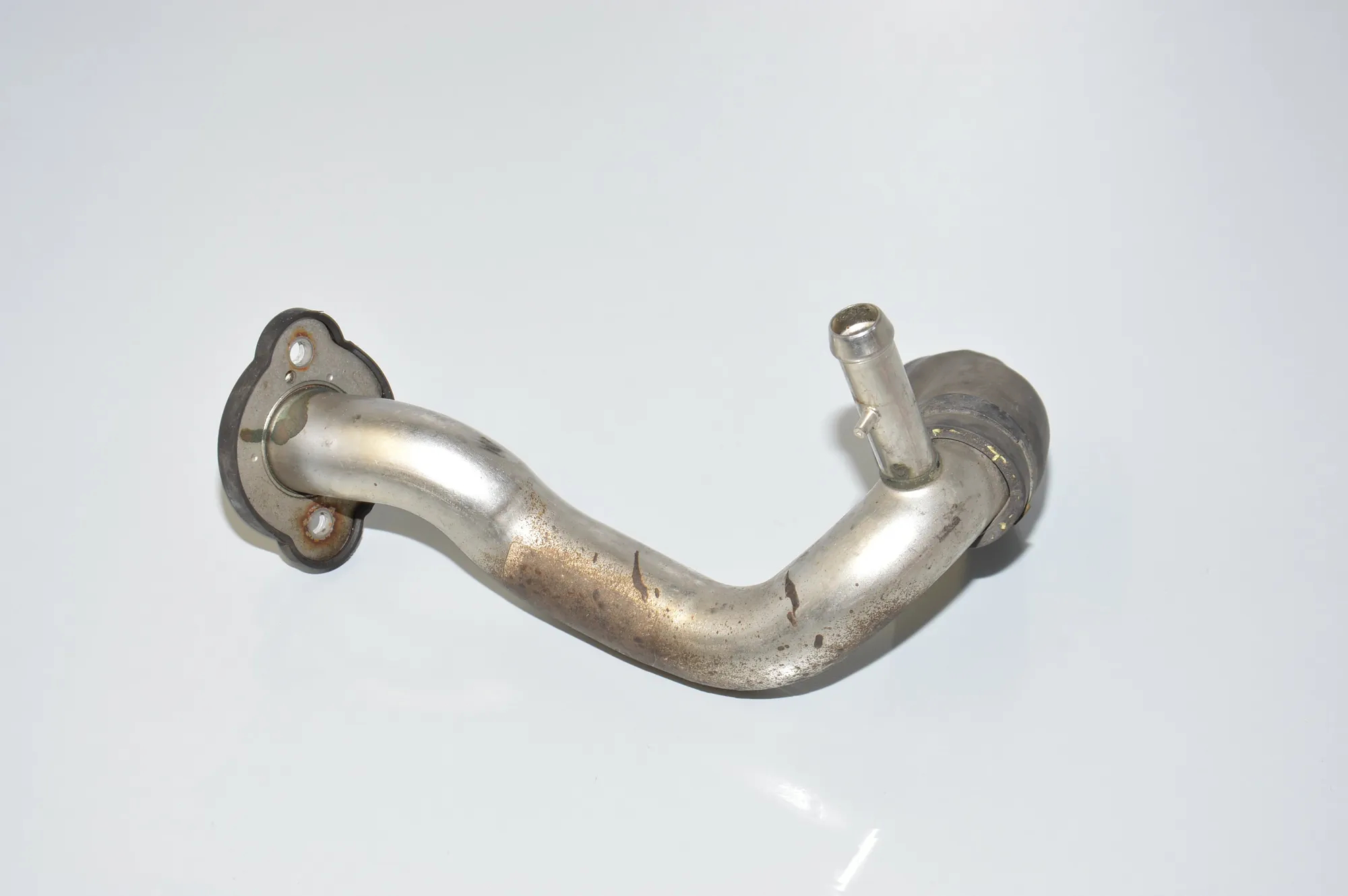 Coolant Hose Pipe – OEM 7516414 · BMW 3 (E90) BMW 3 (E90) 323 i 2006 – 2