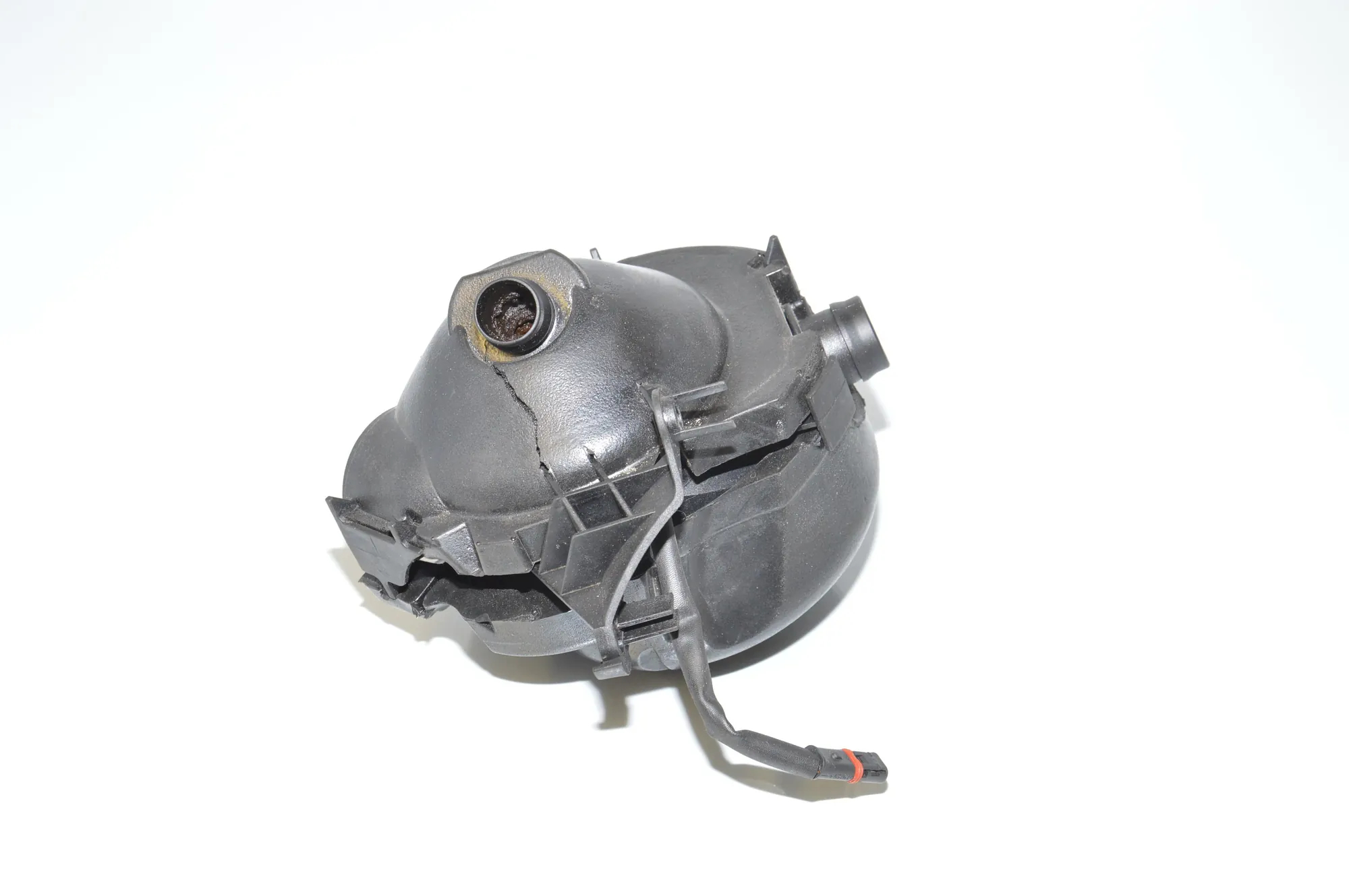 Oil Seperator – OEM 7531423 · BMW 3 (E90) BMW 3 (E90) 323 i 2006 – 2