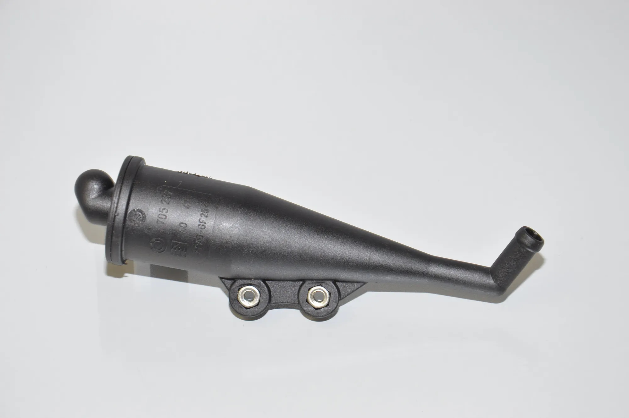 Oil Seperator – OEM 1705237 · BMW X5 (E53) BMW X5 (E53) 4.4 i 2000 – 3