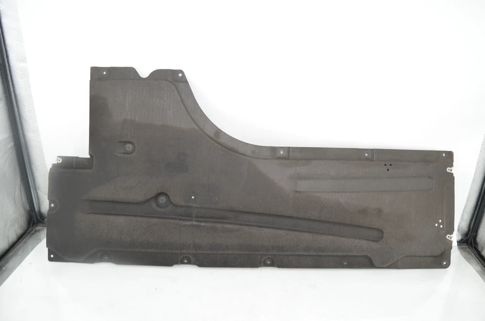 Left Side Underbody Cover – OEM 7340865 · BMW 3 Touring (G21) (2019 - -) 320 i 2023 – 3