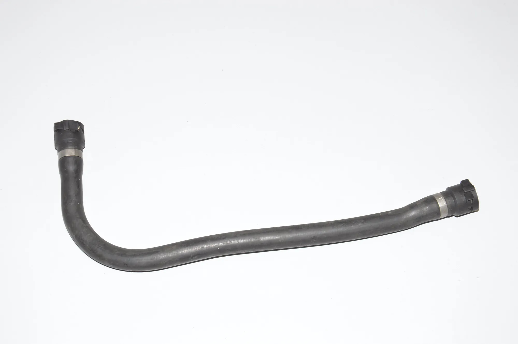 Coolant Hose Pipe – OEM 1438633 · BMW 5 (E39) BMW 5 (E39) 520 i 1998