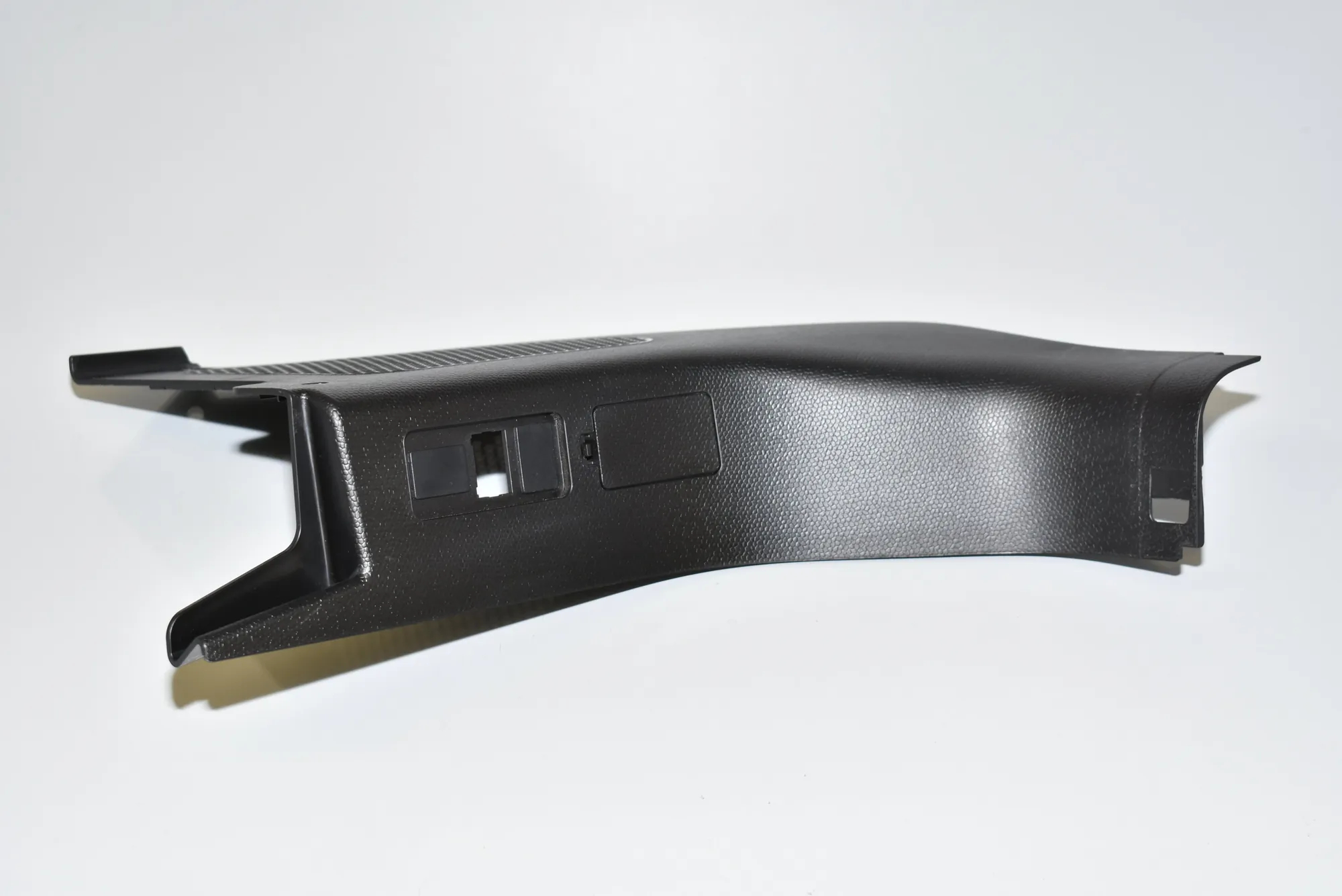 Front Left A Pillar Trim – OEM 7272417 · BMW i3 (I01) Electric 2019 – 2