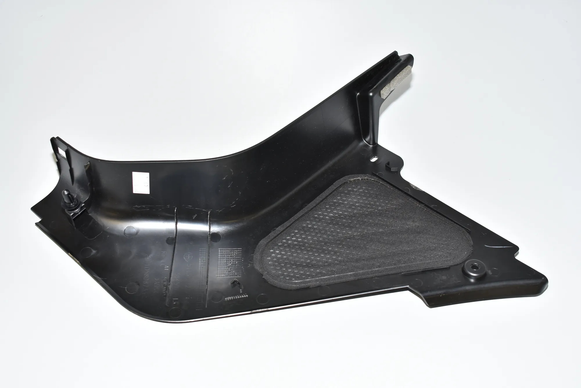 Front Right A Pillar Trim – OEM 7272418 · BMW i3 (I01) Electric 2019 – 3