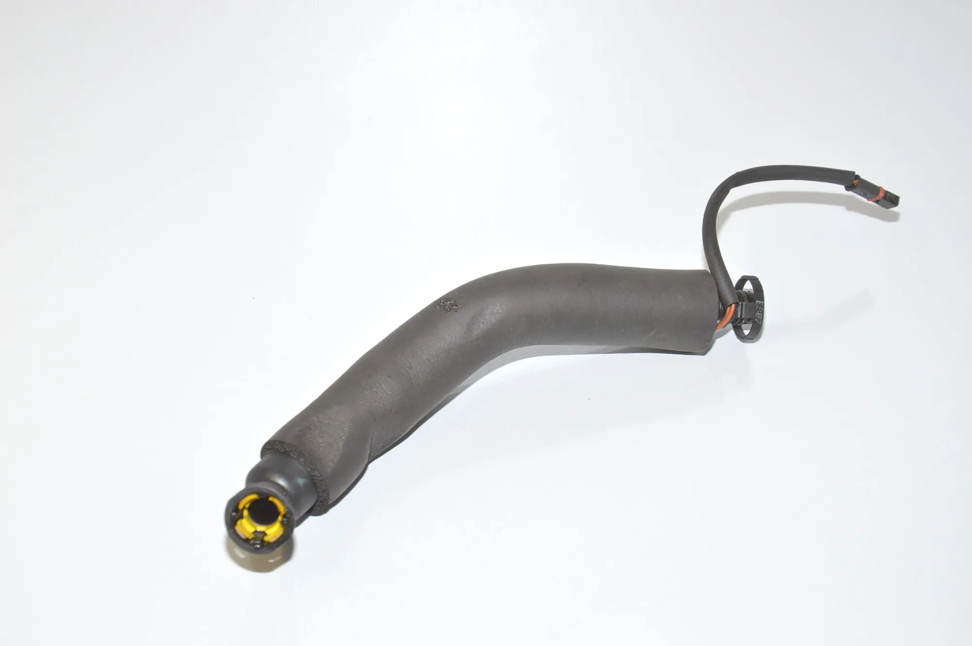 Breather Hose – OEM 7567801 · BMW 7 (E65, E66, E67) BMW 7 (E65, E66, E67) 730 i, Li 2006 – 4