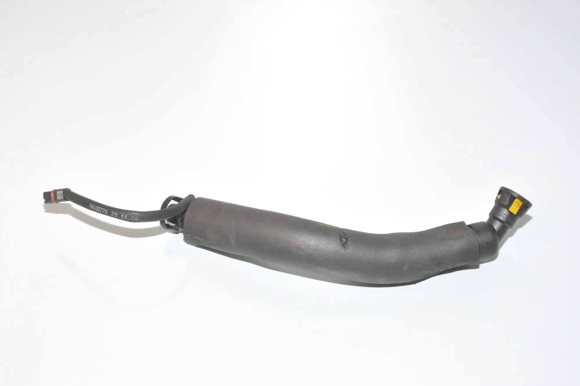 Breather Hose – OEM 7567801 · BMW 7 (E65, E66, E67) BMW 7 (E65, E66, E67) 730 i, Li 2006