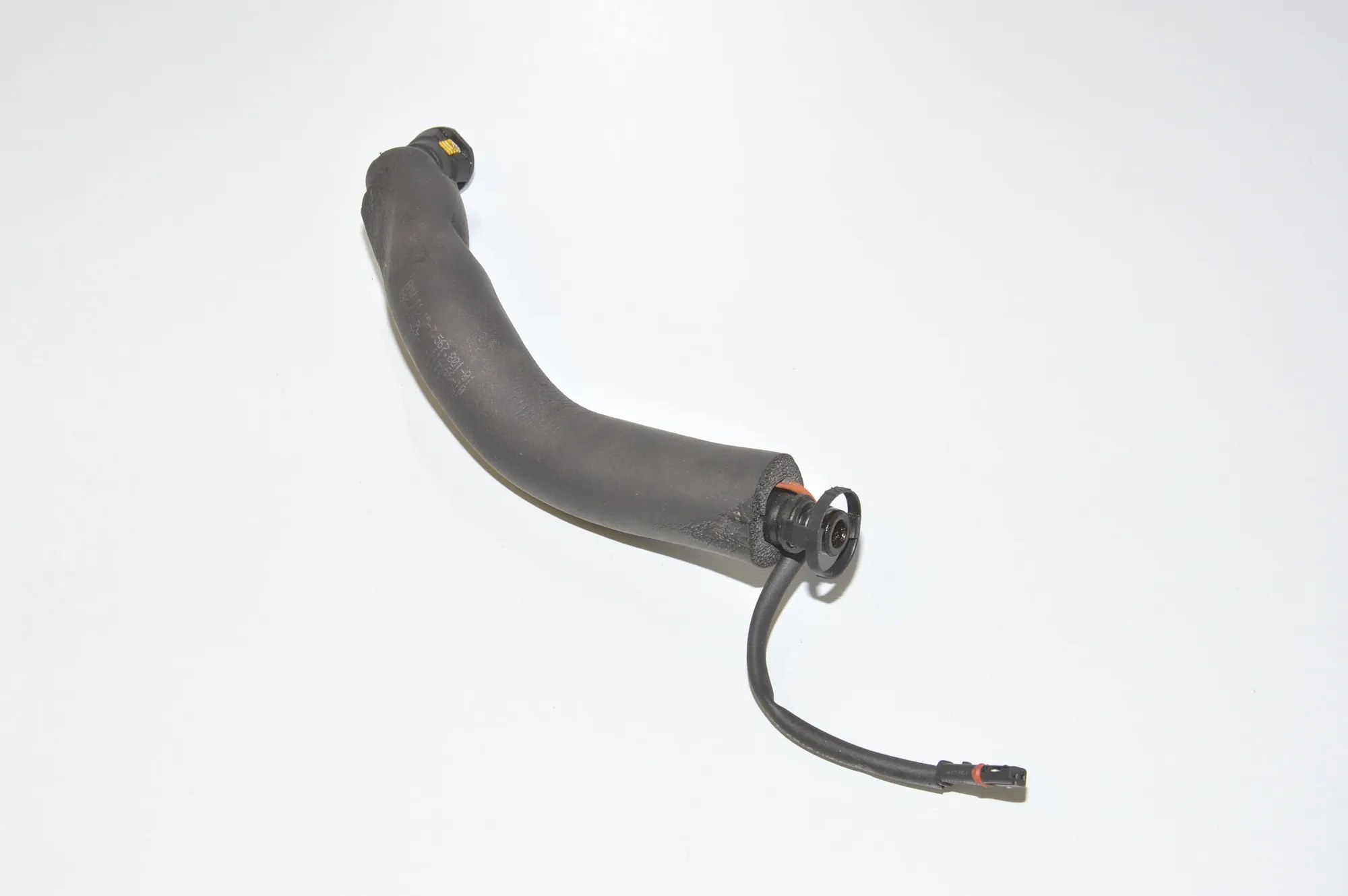 Breather Hose – OEM 7567801 · BMW 7 (E65, E66, E67) BMW 7 (E65, E66, E67) 730 i, Li 2006 – 3