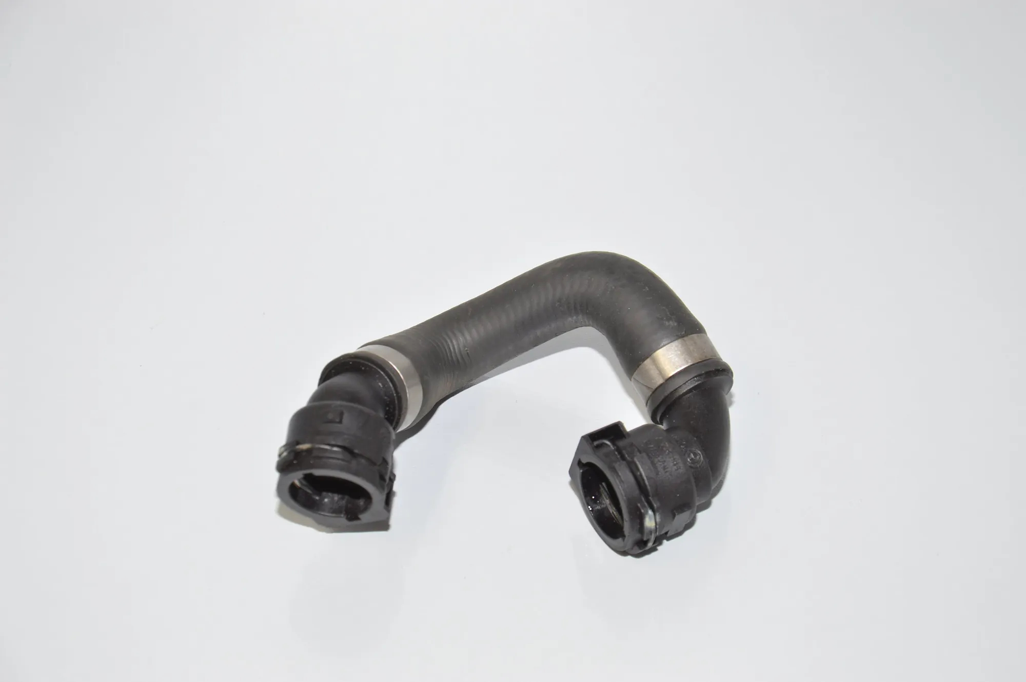 Coolant Hose Pipe – OEM 7800104 · BMW 7 (F01, F02) BMW 7 (F01, F02) 730 d 2008 – 2