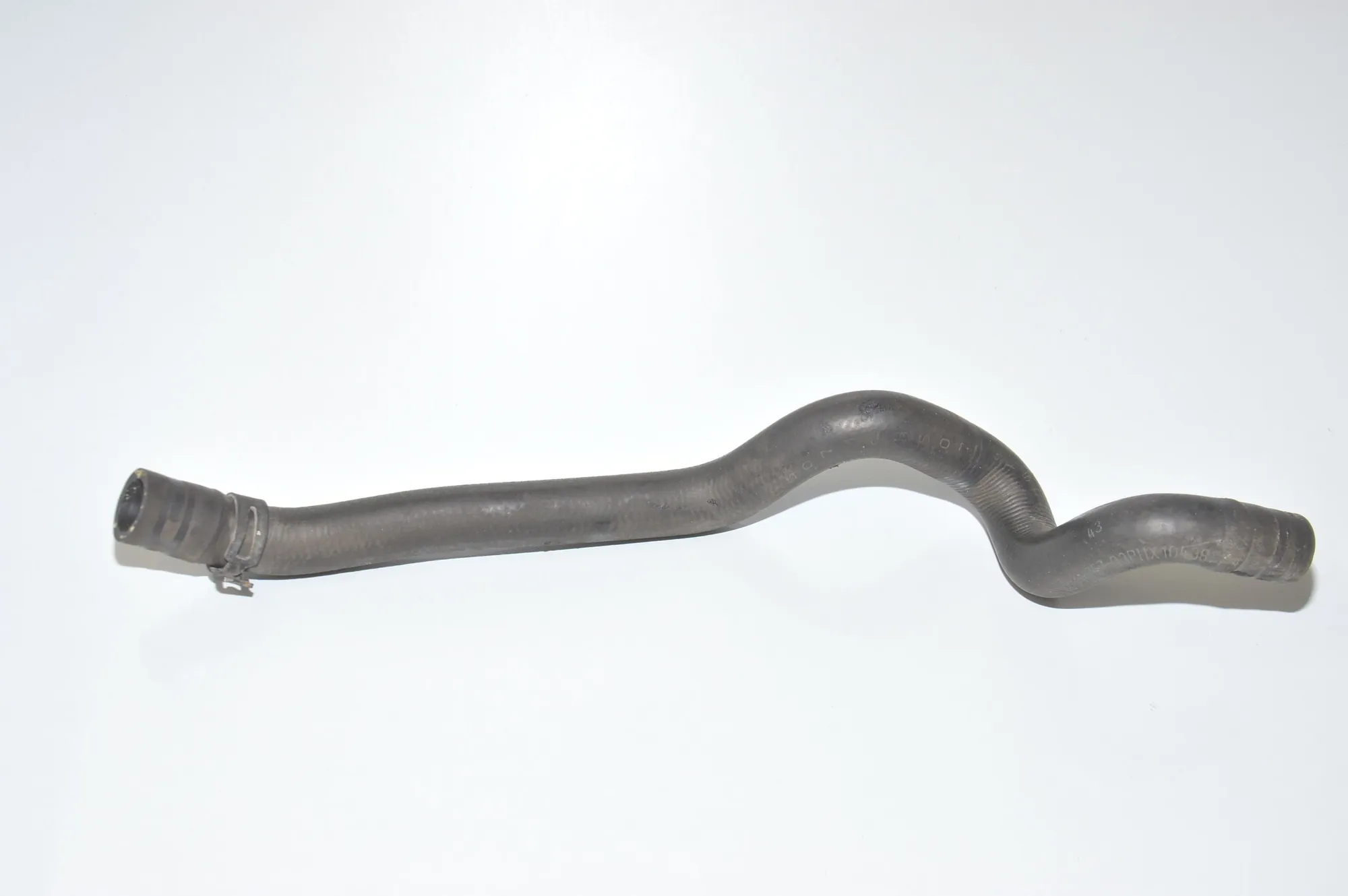 Coolant Hose Pipe – OEM 6910757 · BMW 5 Touring (E61) BMW 5 Touring (E61) 520 d 2005