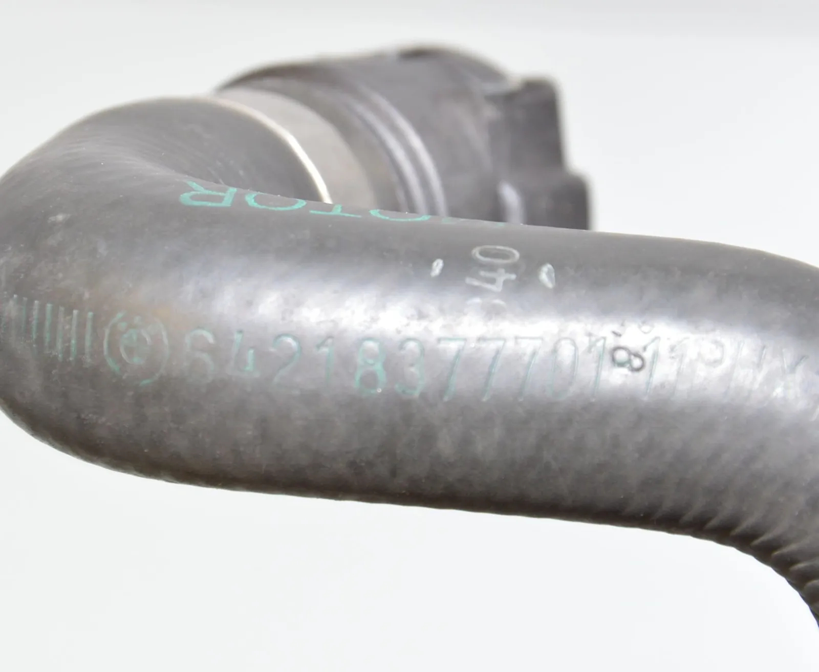Coolant Hose Pipe – OEM 8377701 · BMW 7 (E65, E66, E67) BMW 7 (E65, E66, E67) 735 i 2005 – 5