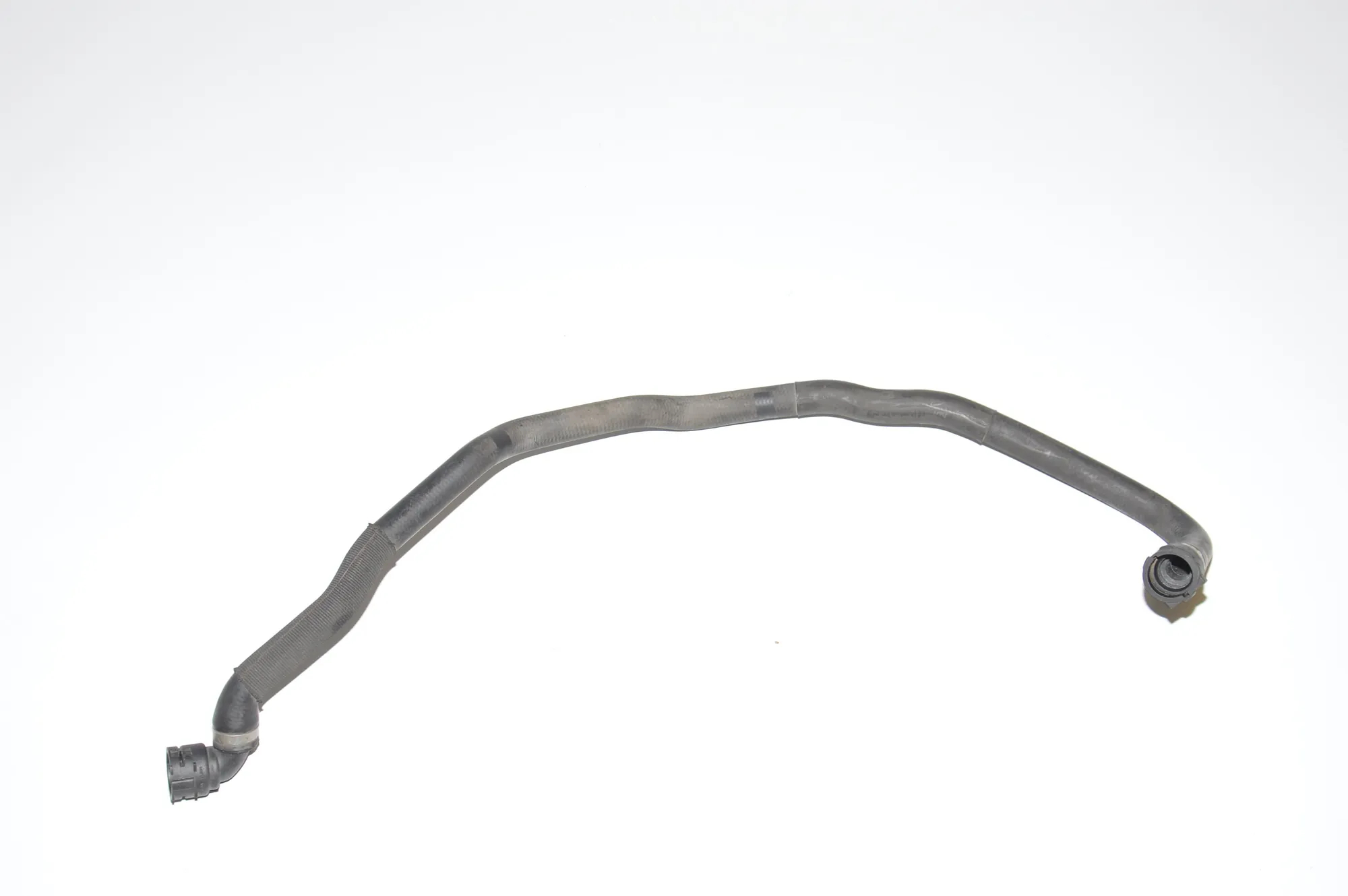 Coolant Hose Pipe – OEM 6960026 · BMW 3 Touring (E91) BMW 3 Touring (E91) 323 i 2006 – 2